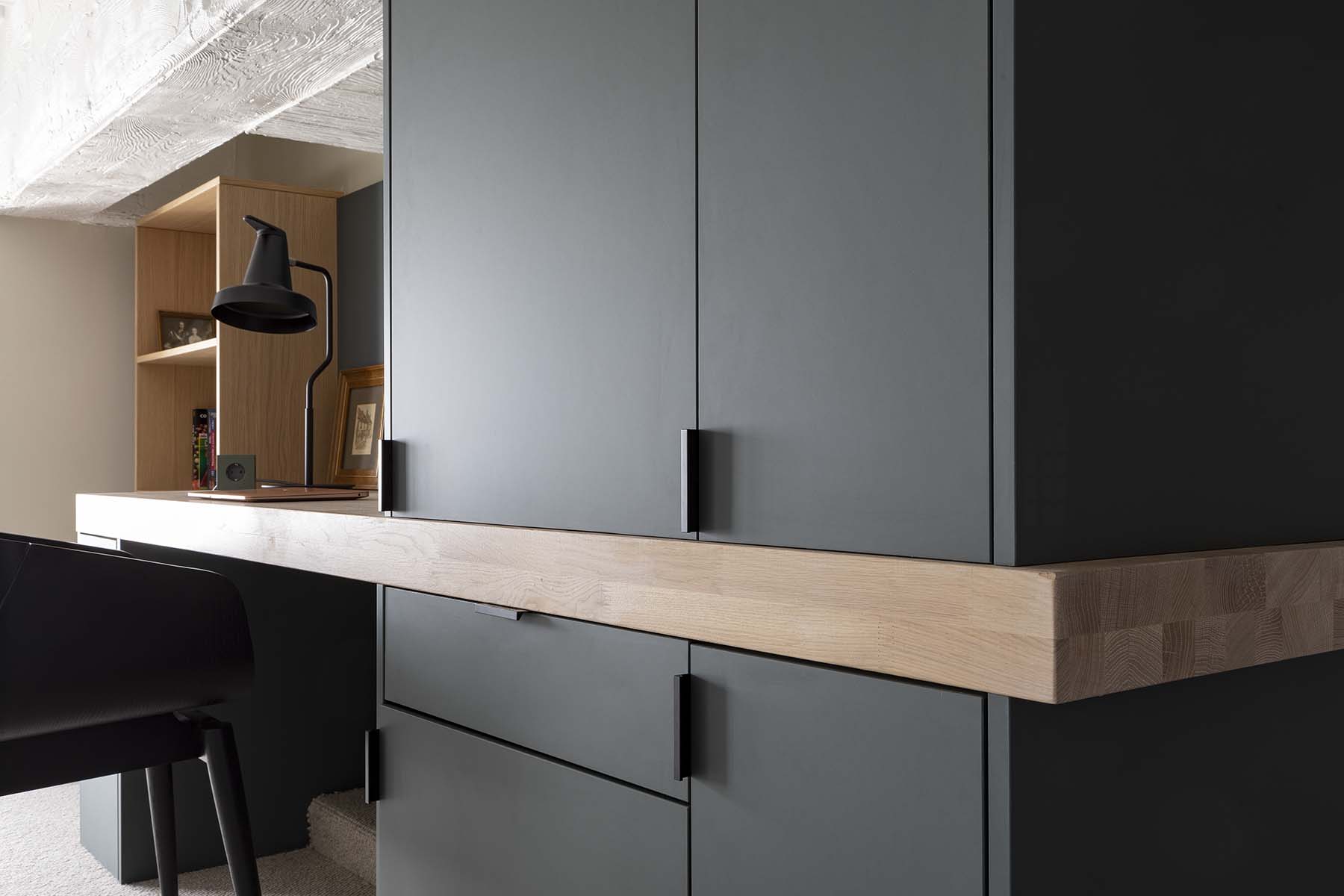 détail-matiere-bureau-sur-mesure-perene