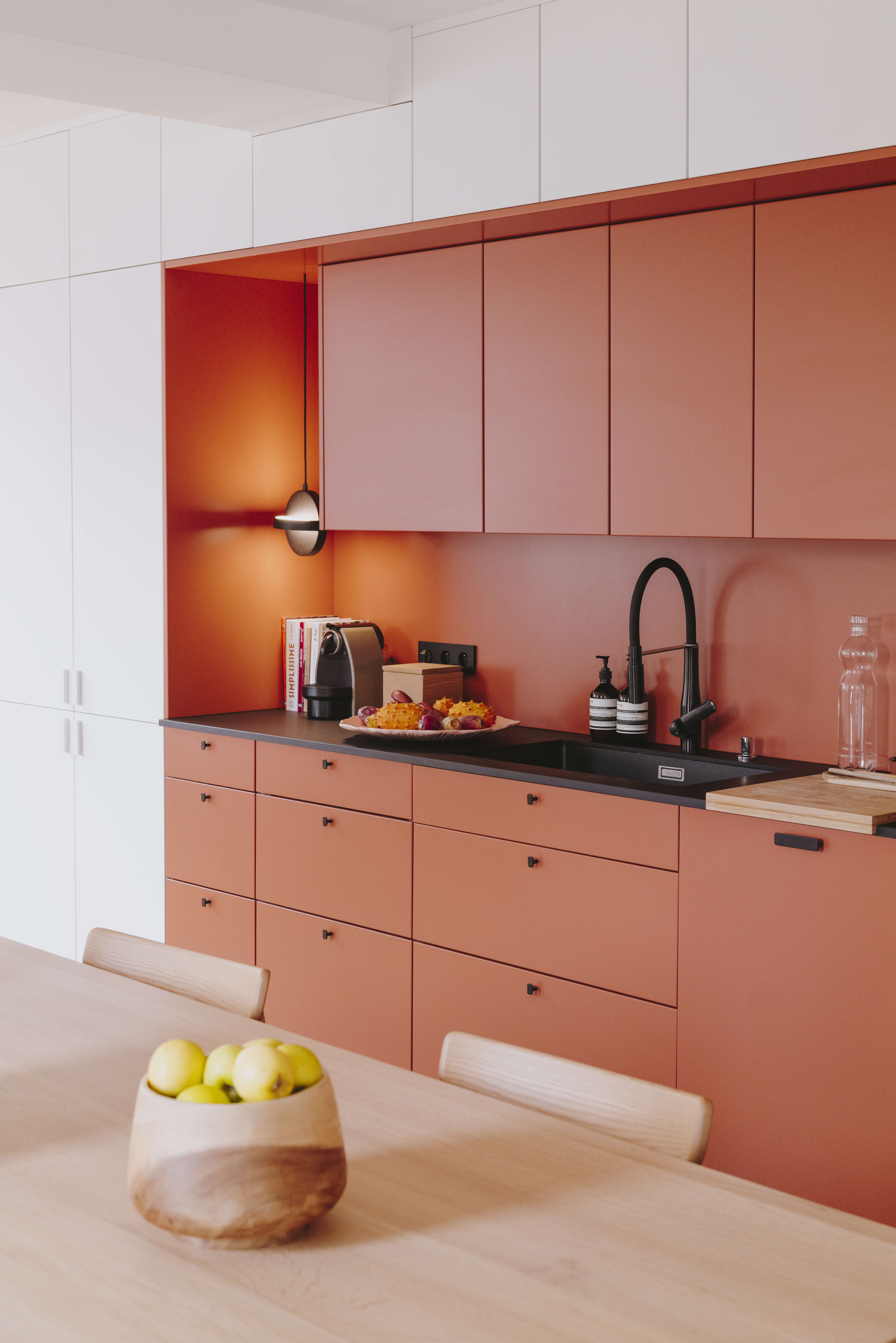 cuisine-color-bloc-terracotta