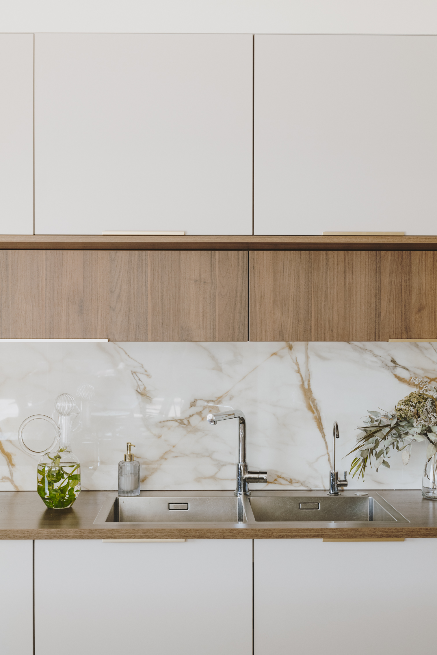 cuisine-beige-bois-design-perene