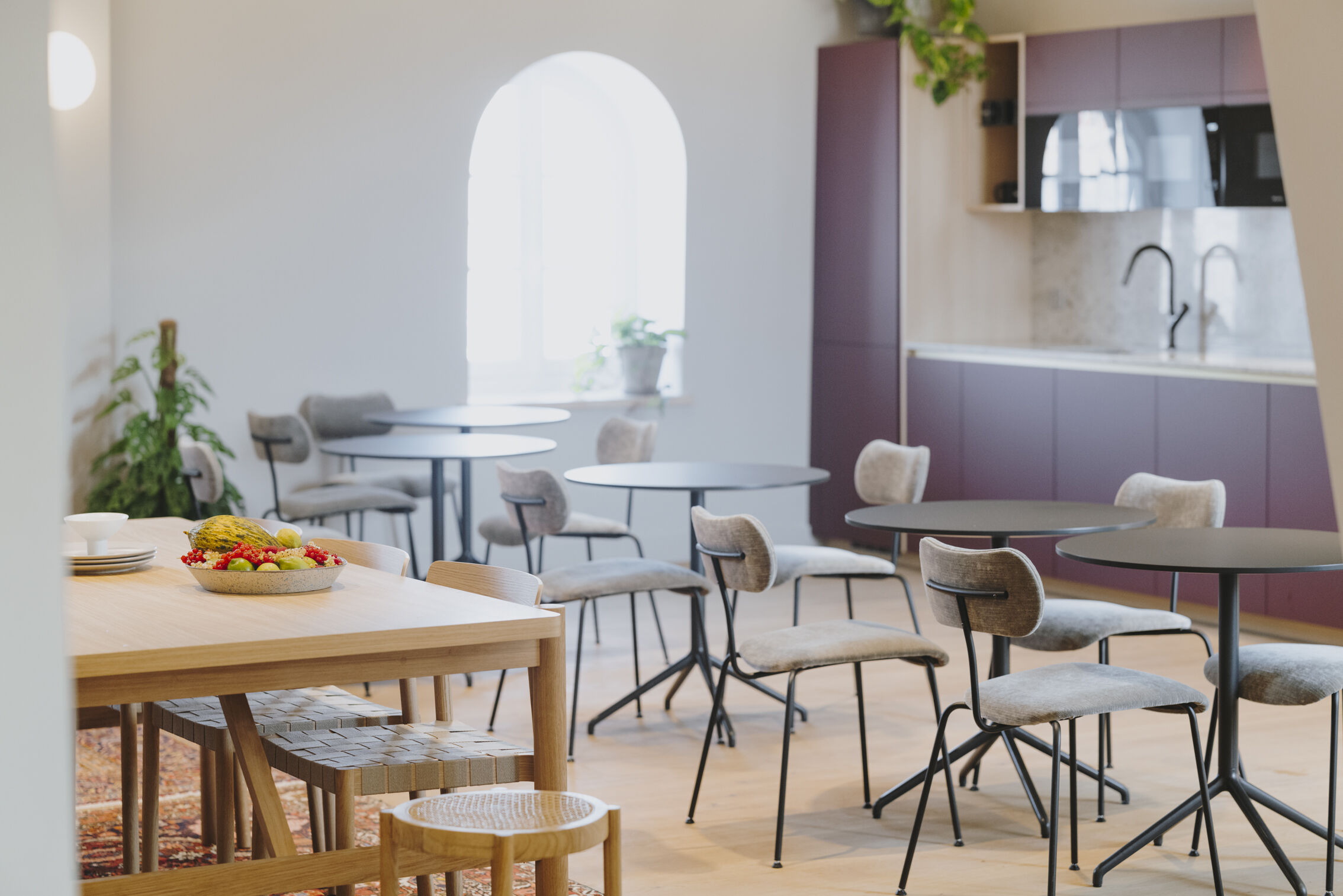 salle-a-manger-meubles-bois-perene