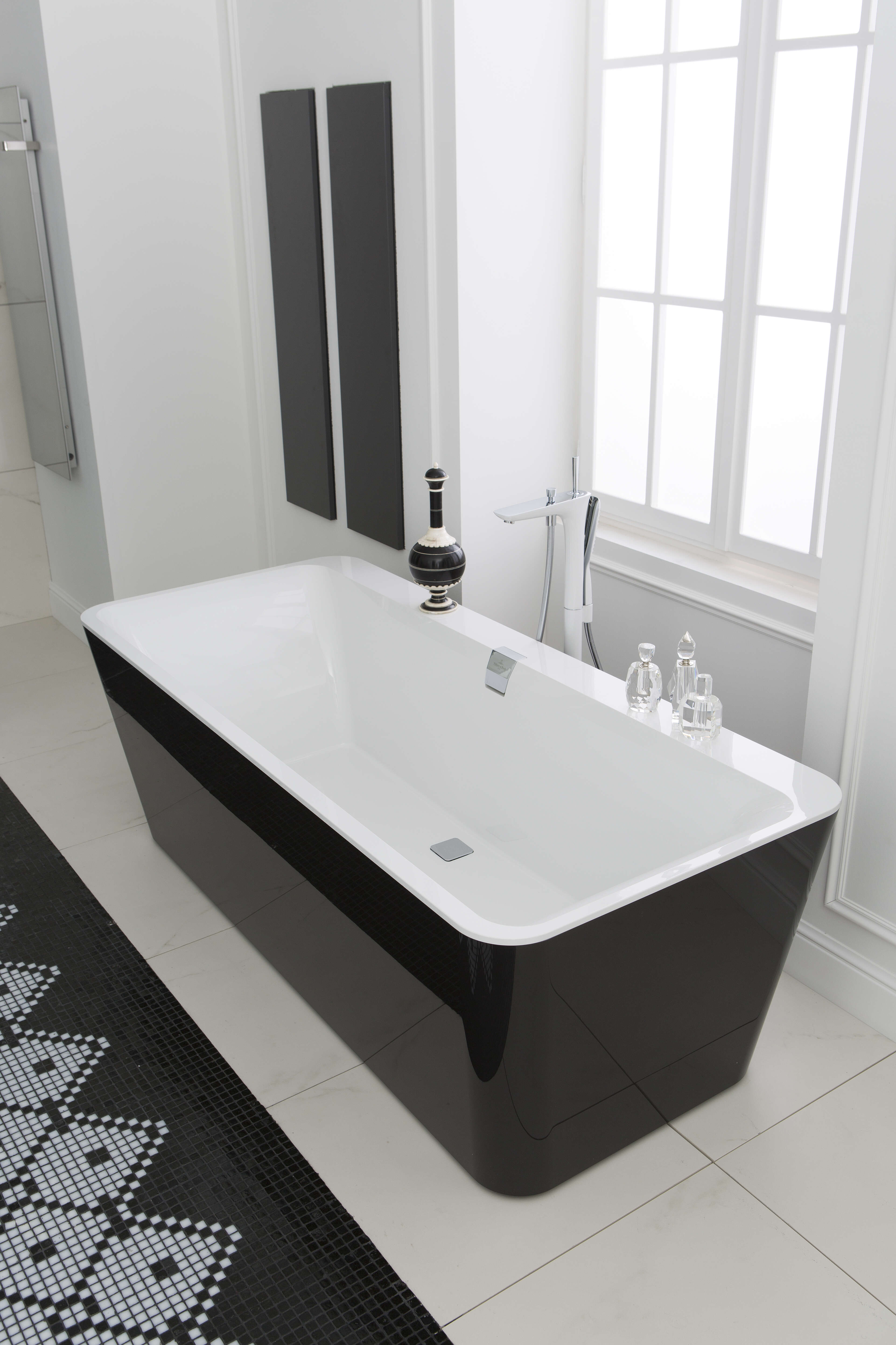 baignoire-et-mitigeur-appartement-haussmannien-perene