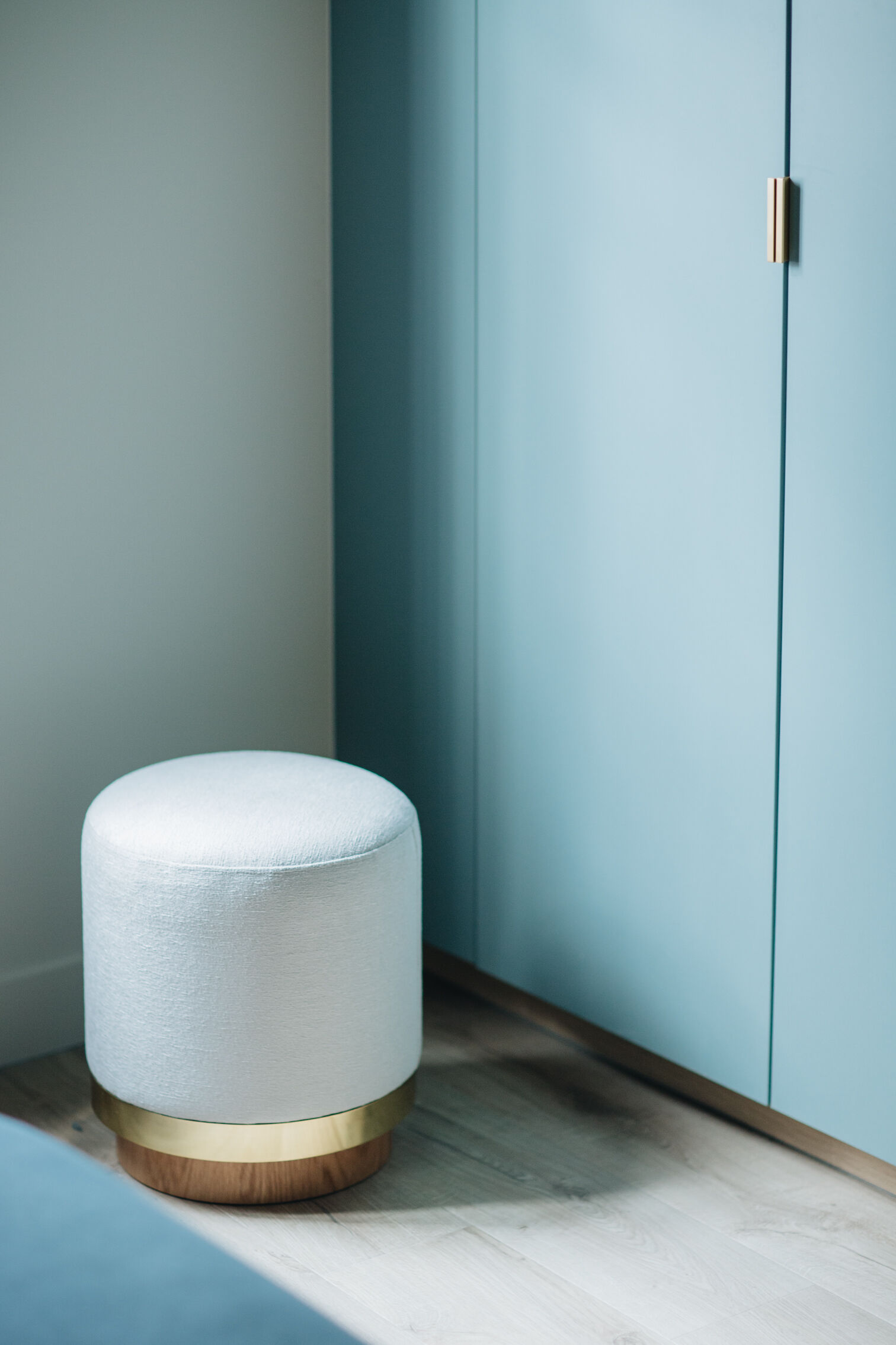 pouf-blanc-suite-parentale-perene
