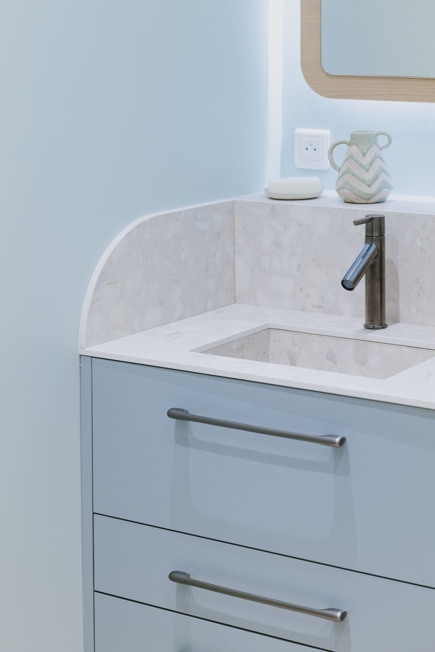 plan-de-toilette-monolith-salle-de-bain-perene