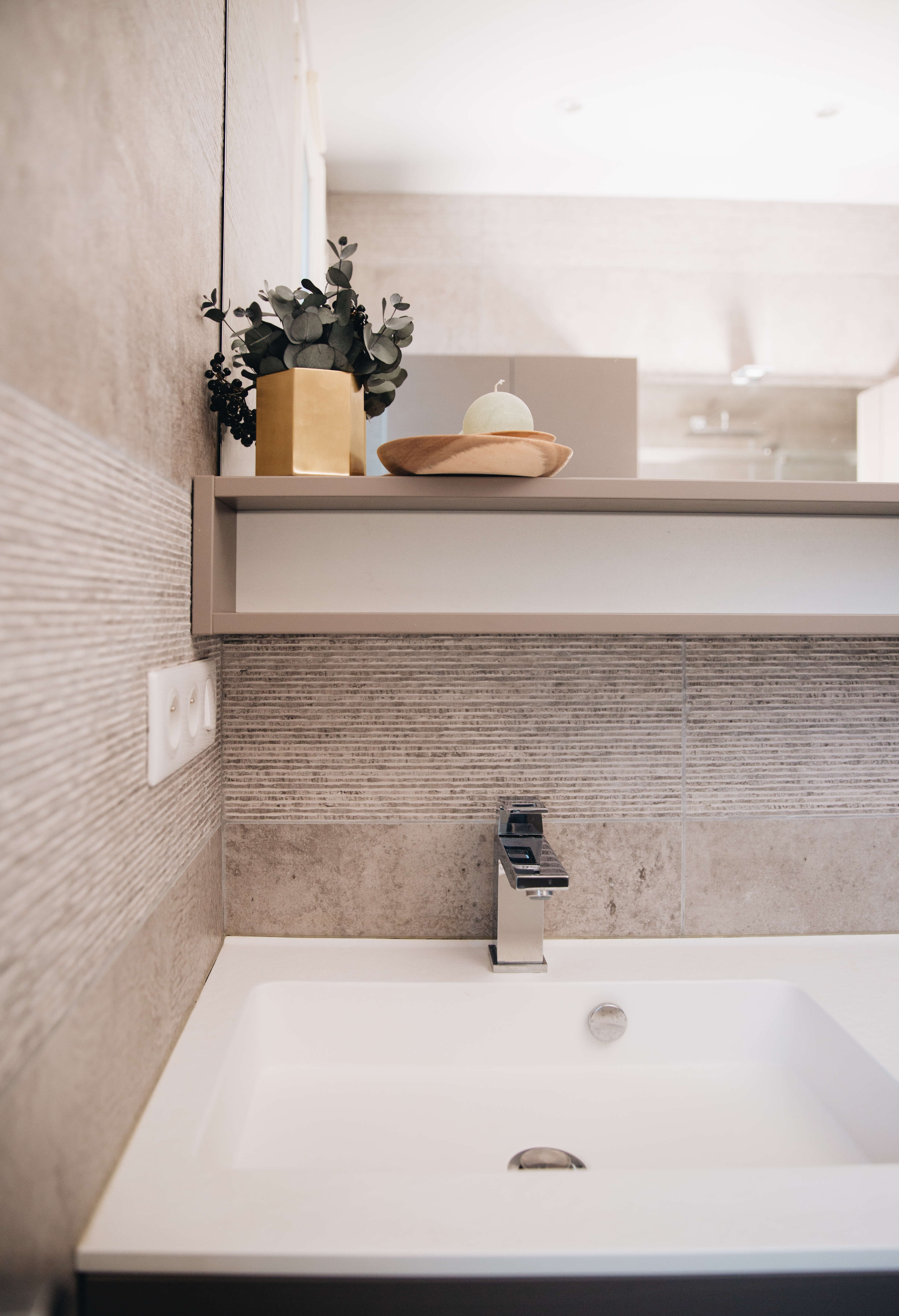 Vasque-salle-de-bain-Perene