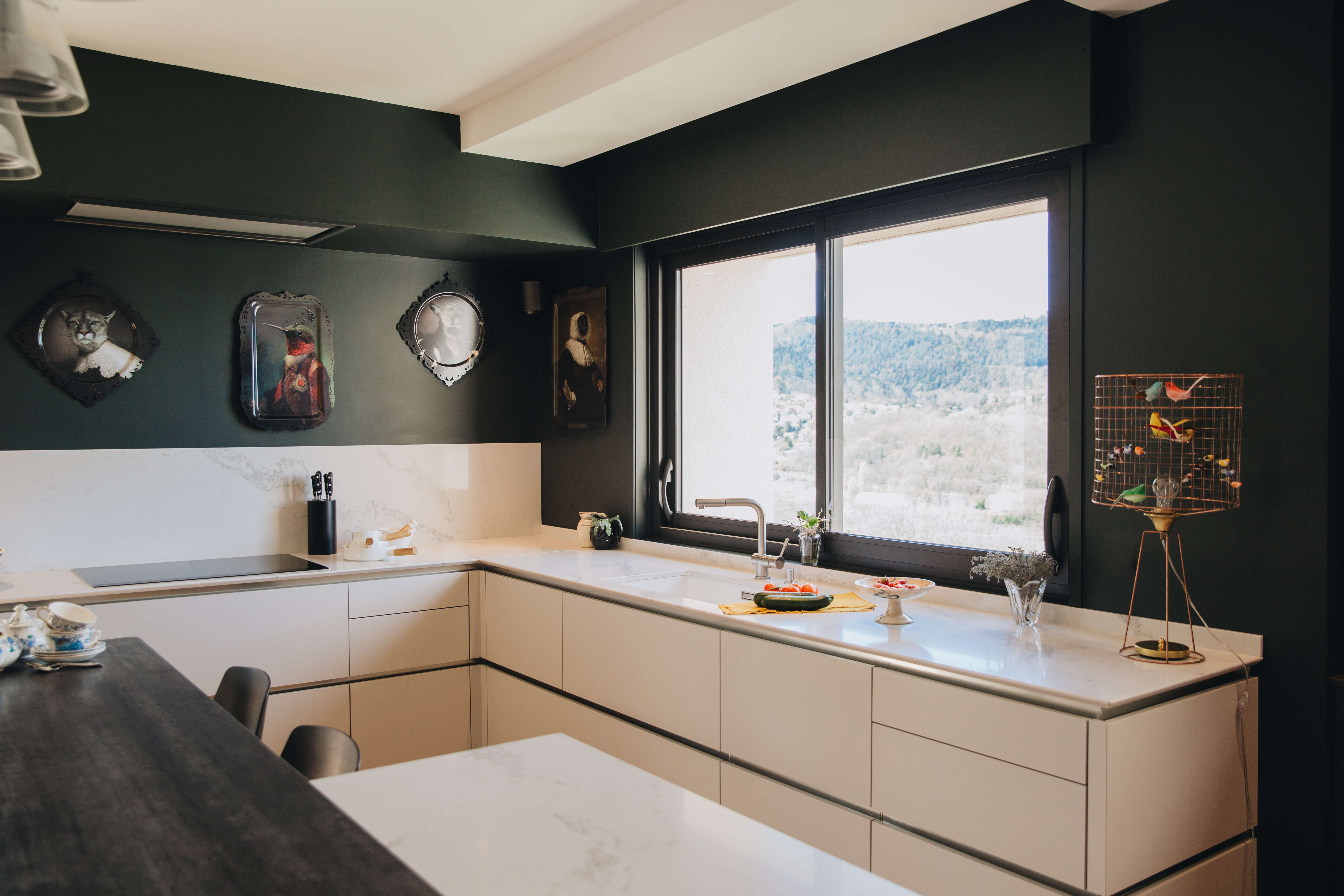 agencement-cuisine-maison-familiale-perene