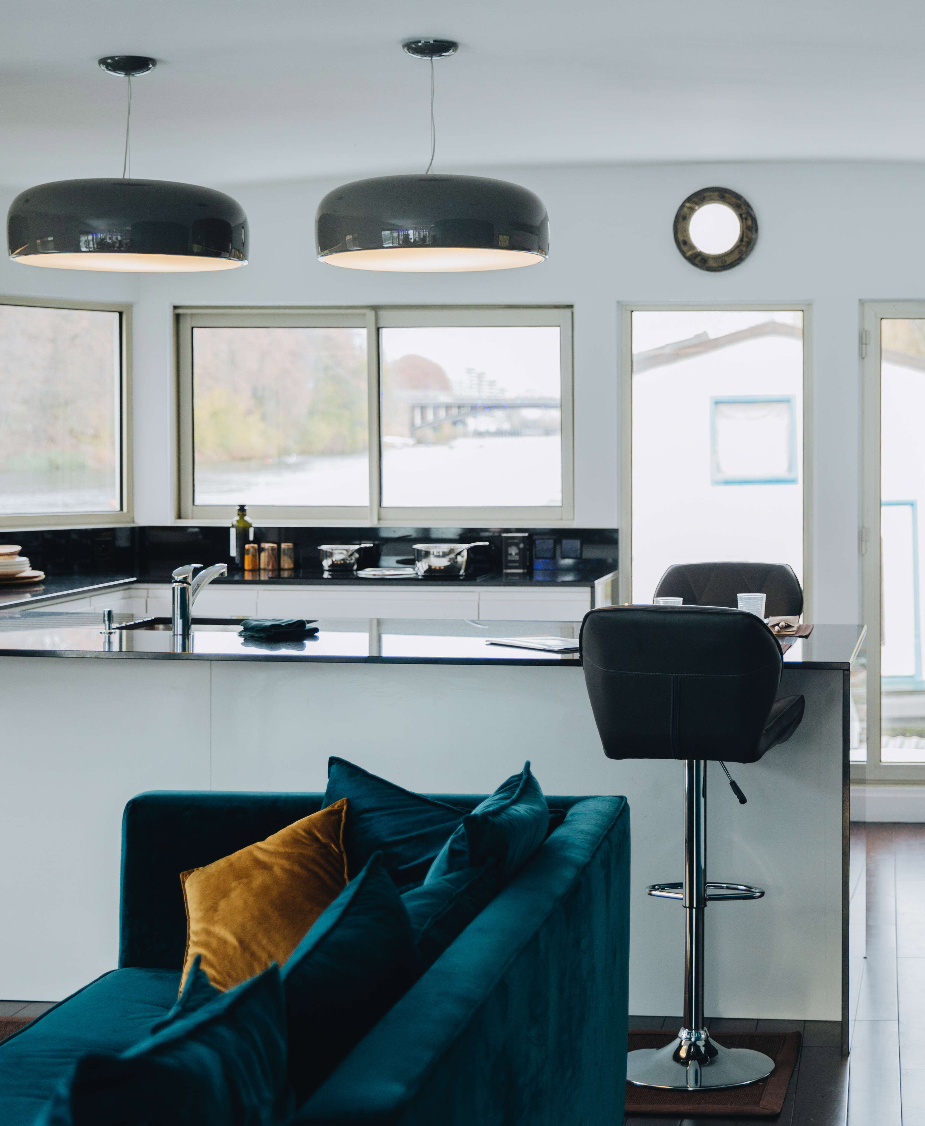 cuisine-sur-mesure-peniche-perene