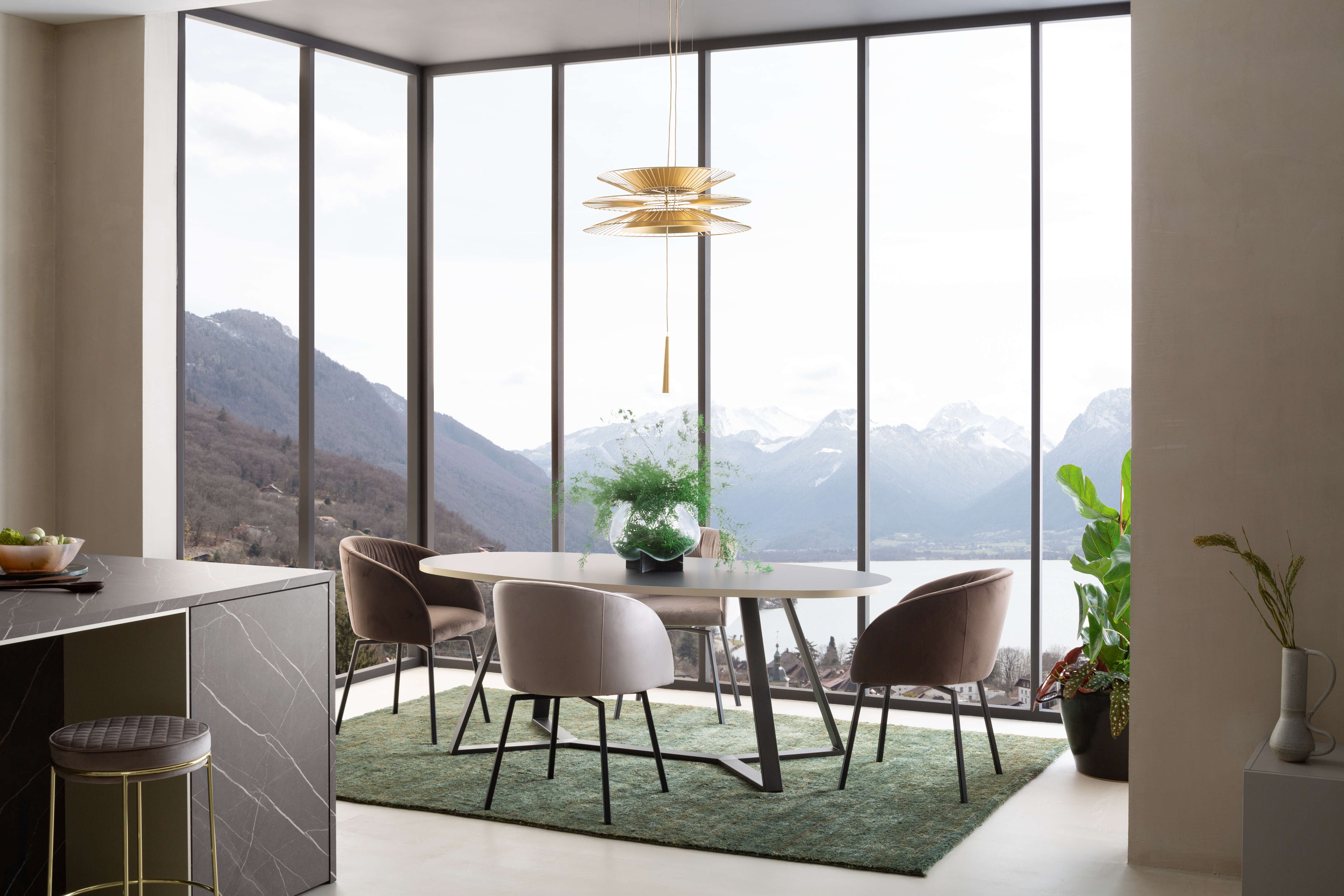 salle-a-manger-ouverte-verriere-perene