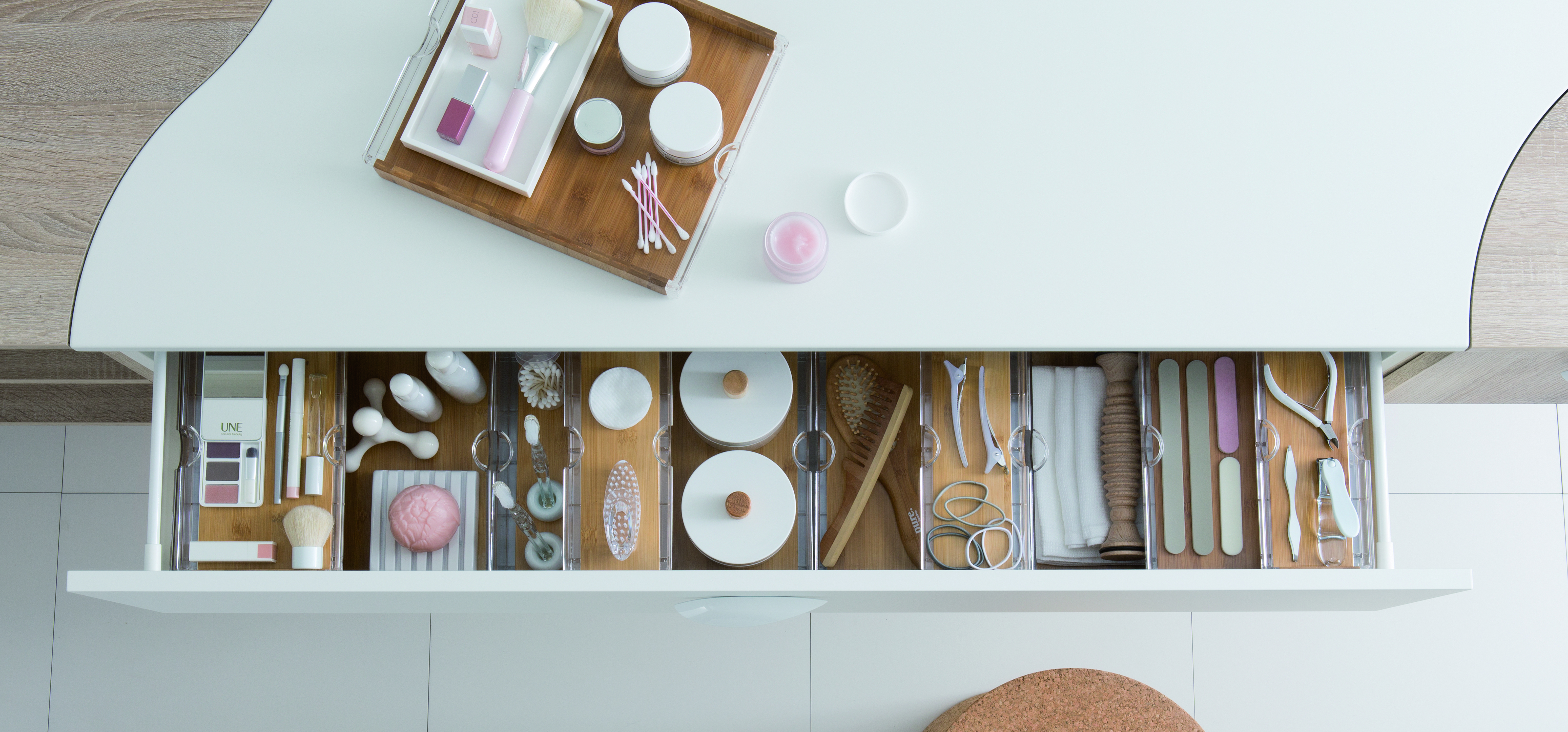 maquillage-rangement-sur-mesure-perene