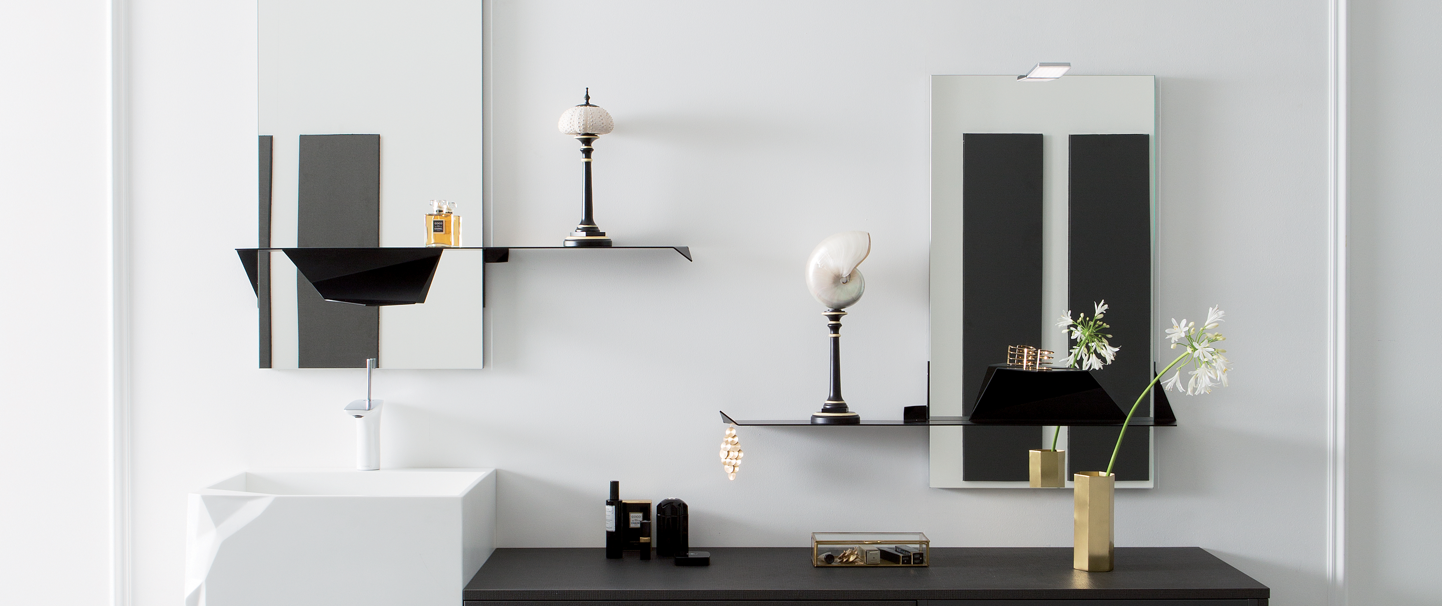 salle-de-bains-rangement-maquillage-double-miroirs