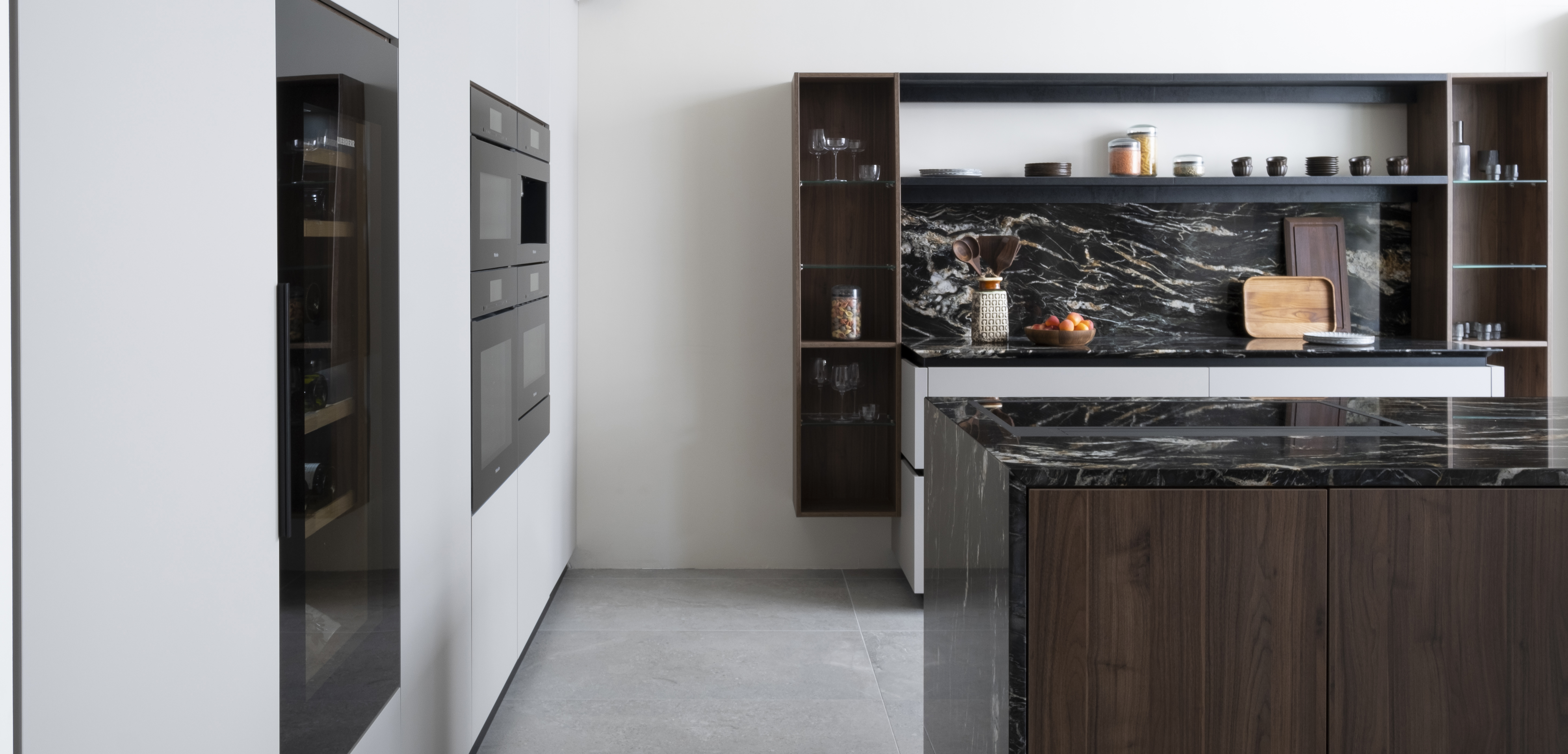 boutique-saint-germain-en-laye-granit-noir