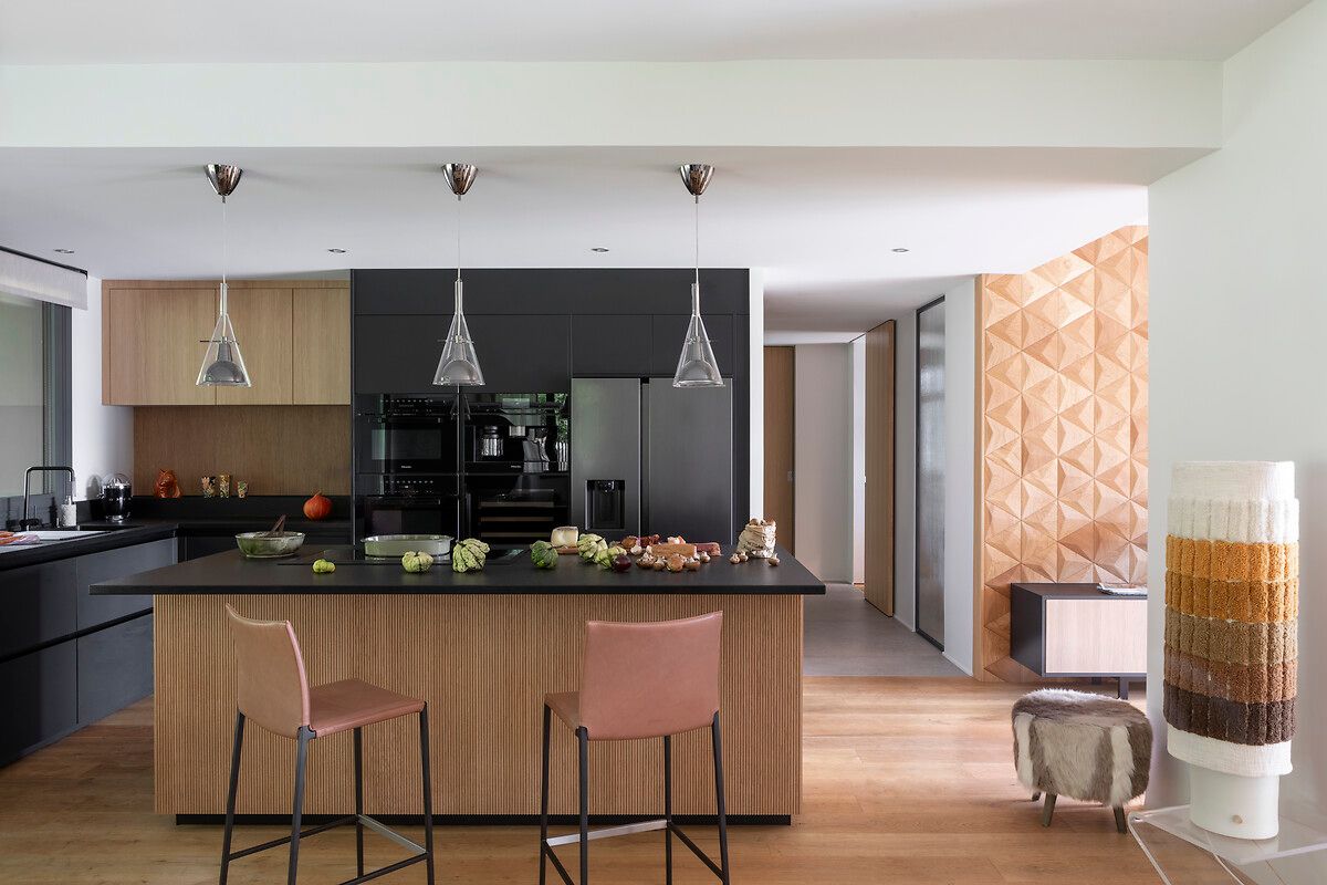 Cuisine-tons-naturels-taupe-chataigne-chalet-Perene