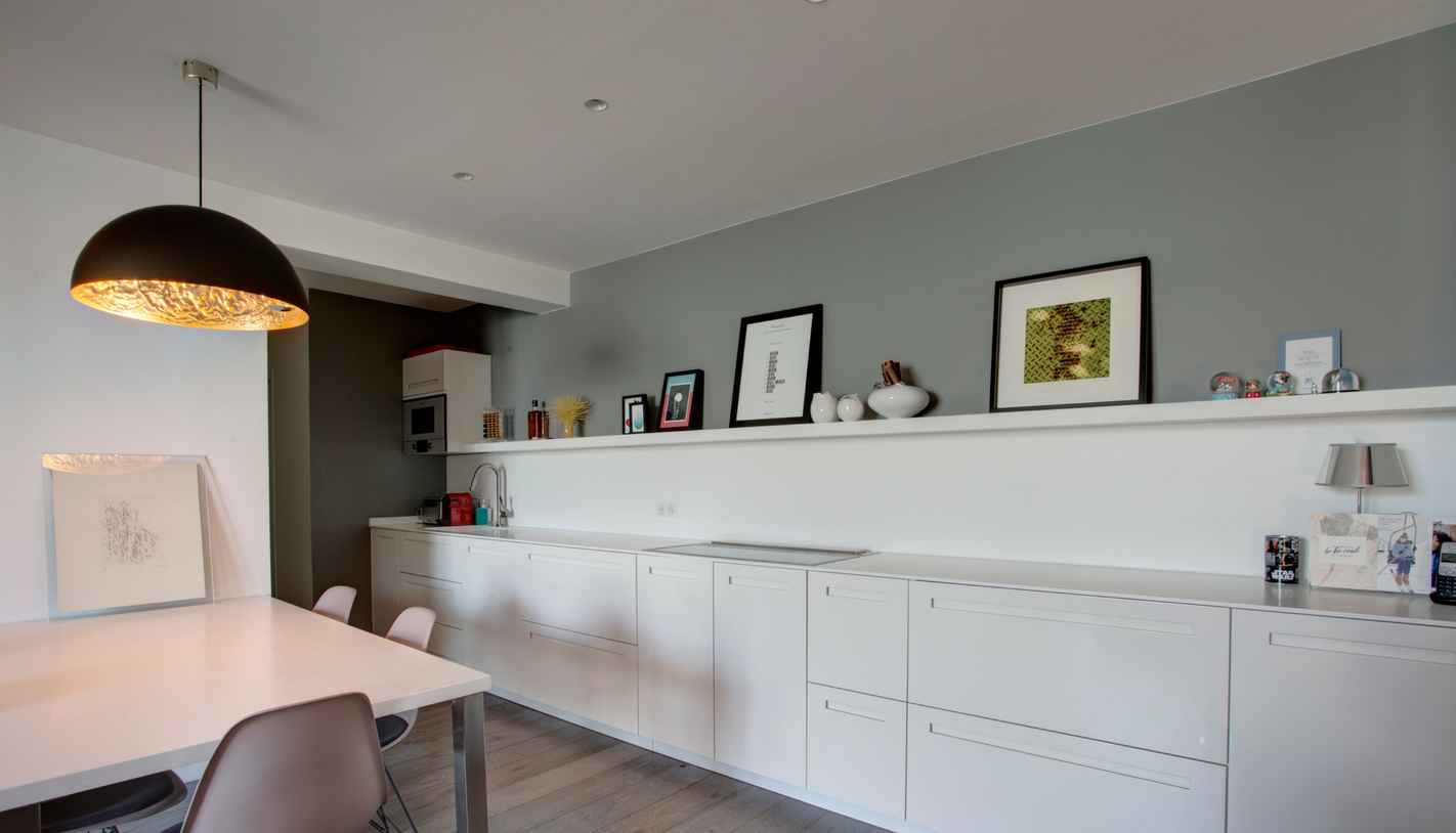 Perene%20Trocad%C3%A9ro%20Paris%2016%20Cuisine%20ouverte%20laque%20blanche%208%20