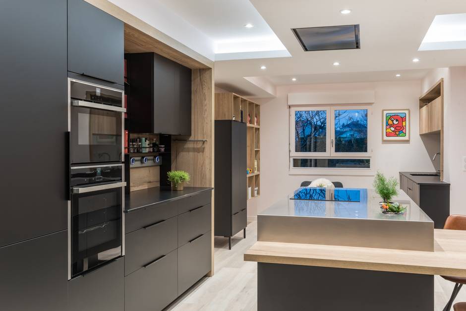 cuisine%20derderian%20vue%20ensemble%20fenetre