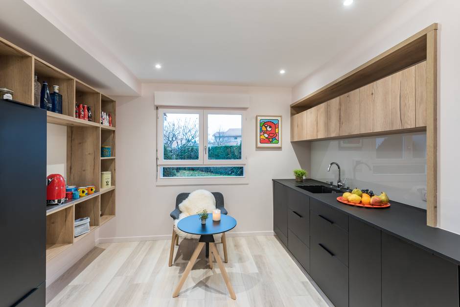 cuisine%20derderian%20meuble%20fenetre%20droite%20et%20gauche