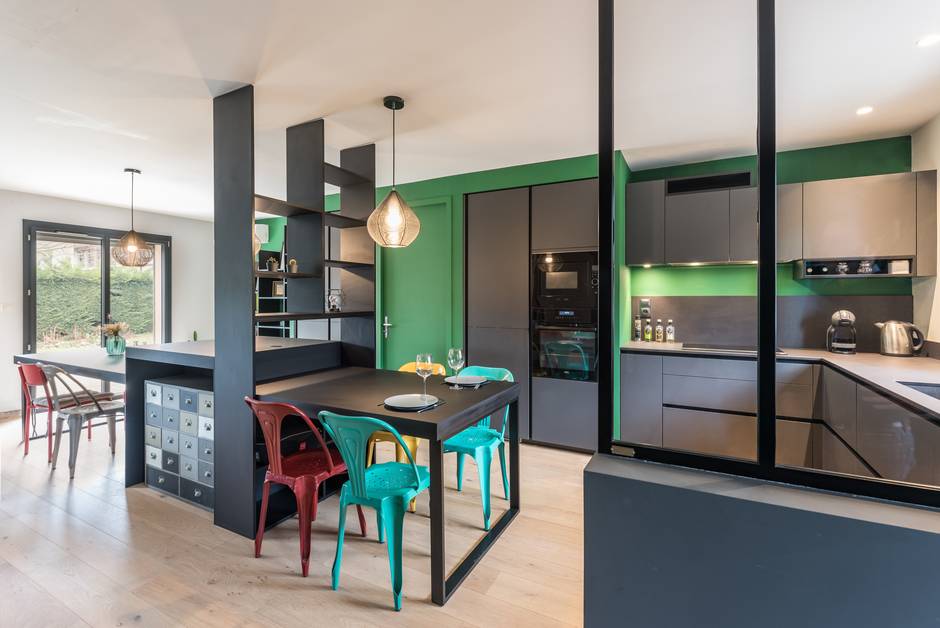 verri%C3%A8re-perene-cuisine-laruche-vert-agencement-sur-mesure