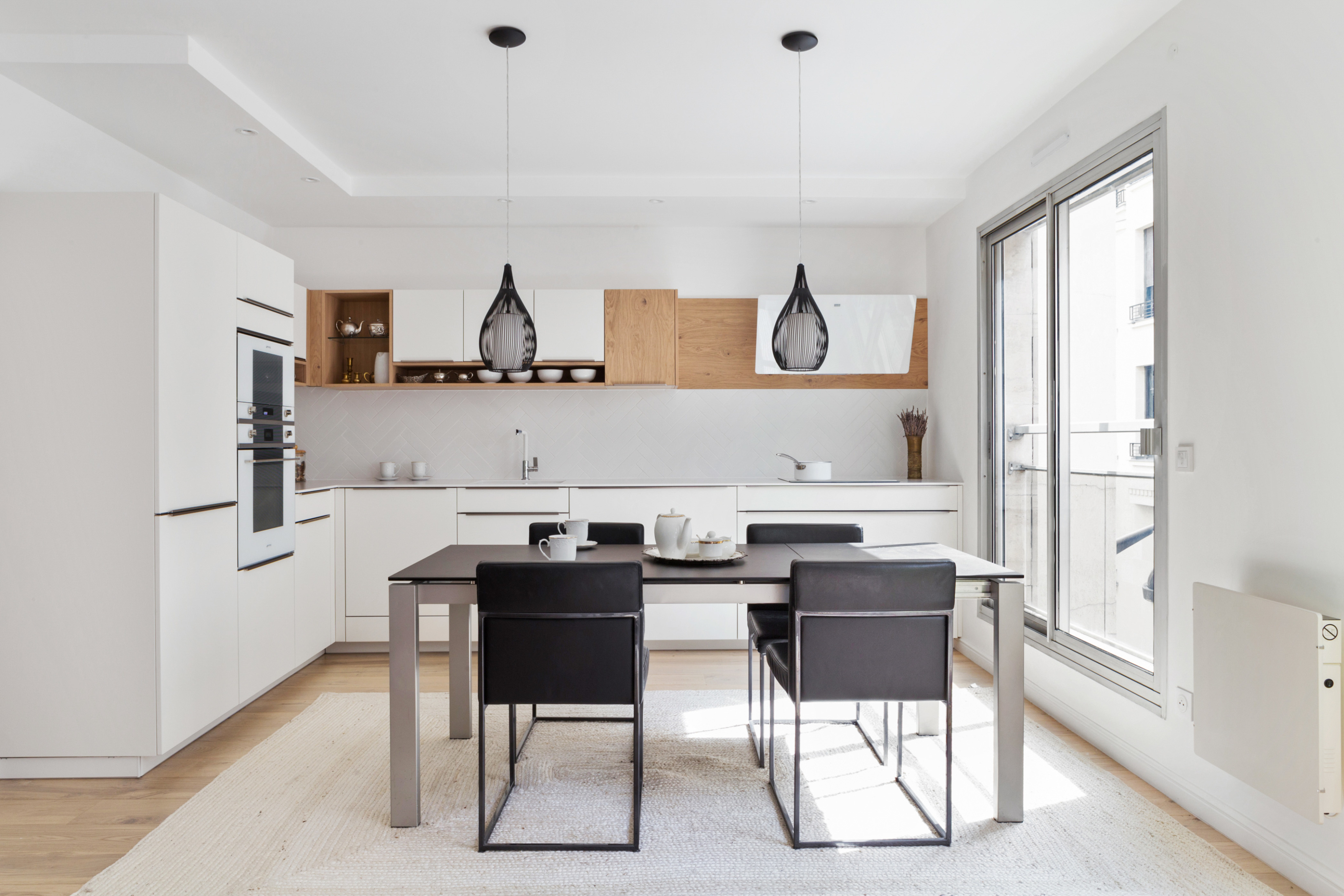 cuisine_perene_boulogne_lumineuse_bois_moderne_blanche