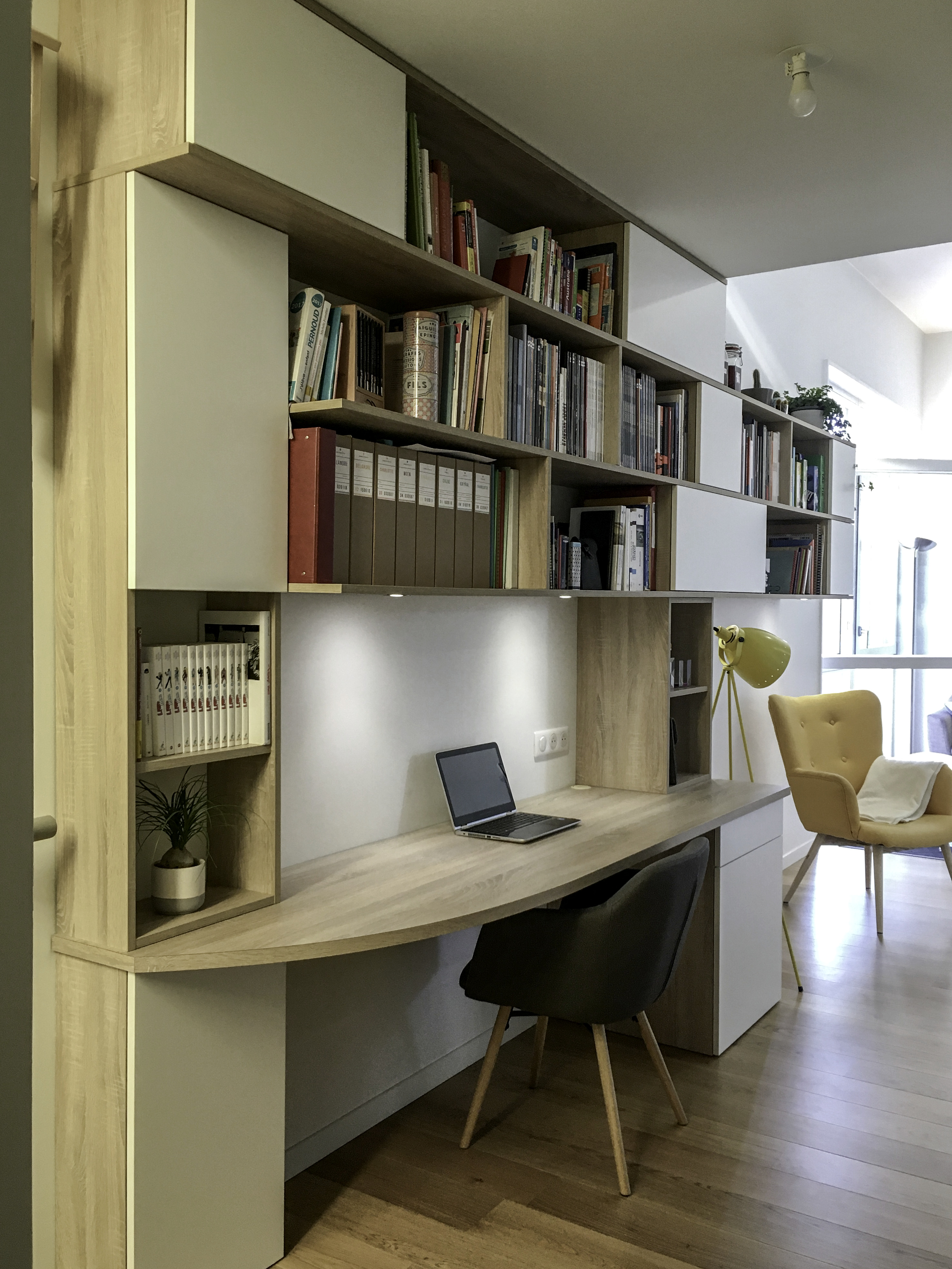 Bureau%20bibliot%C3%A8que%20blanc%20et%20bois%201