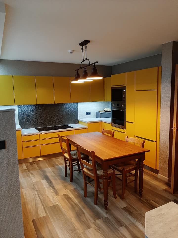 107593076_10224460190678818_6949686647396735548_n