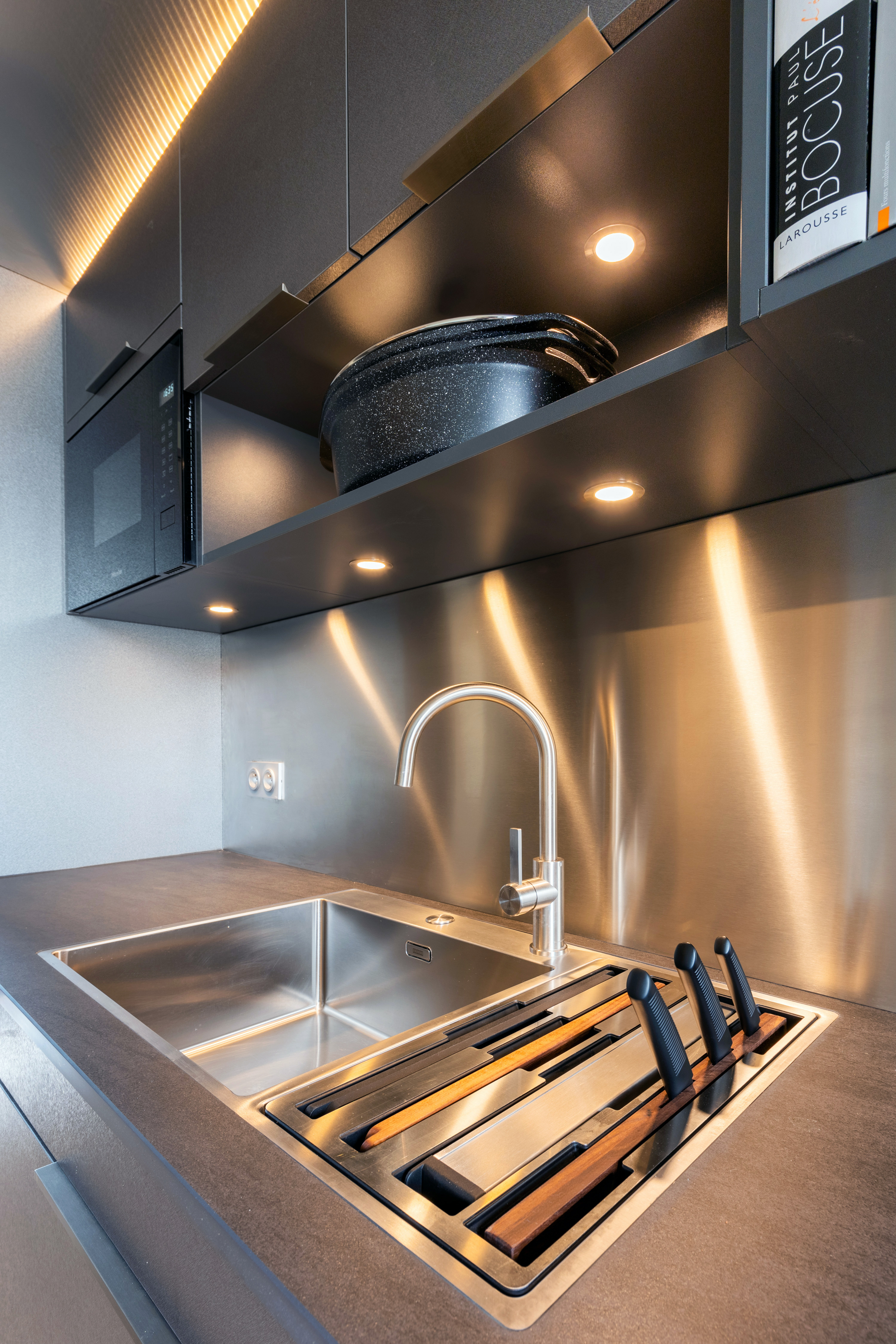 V%20d%C3%A9tail%20evier%20et%20couteaux