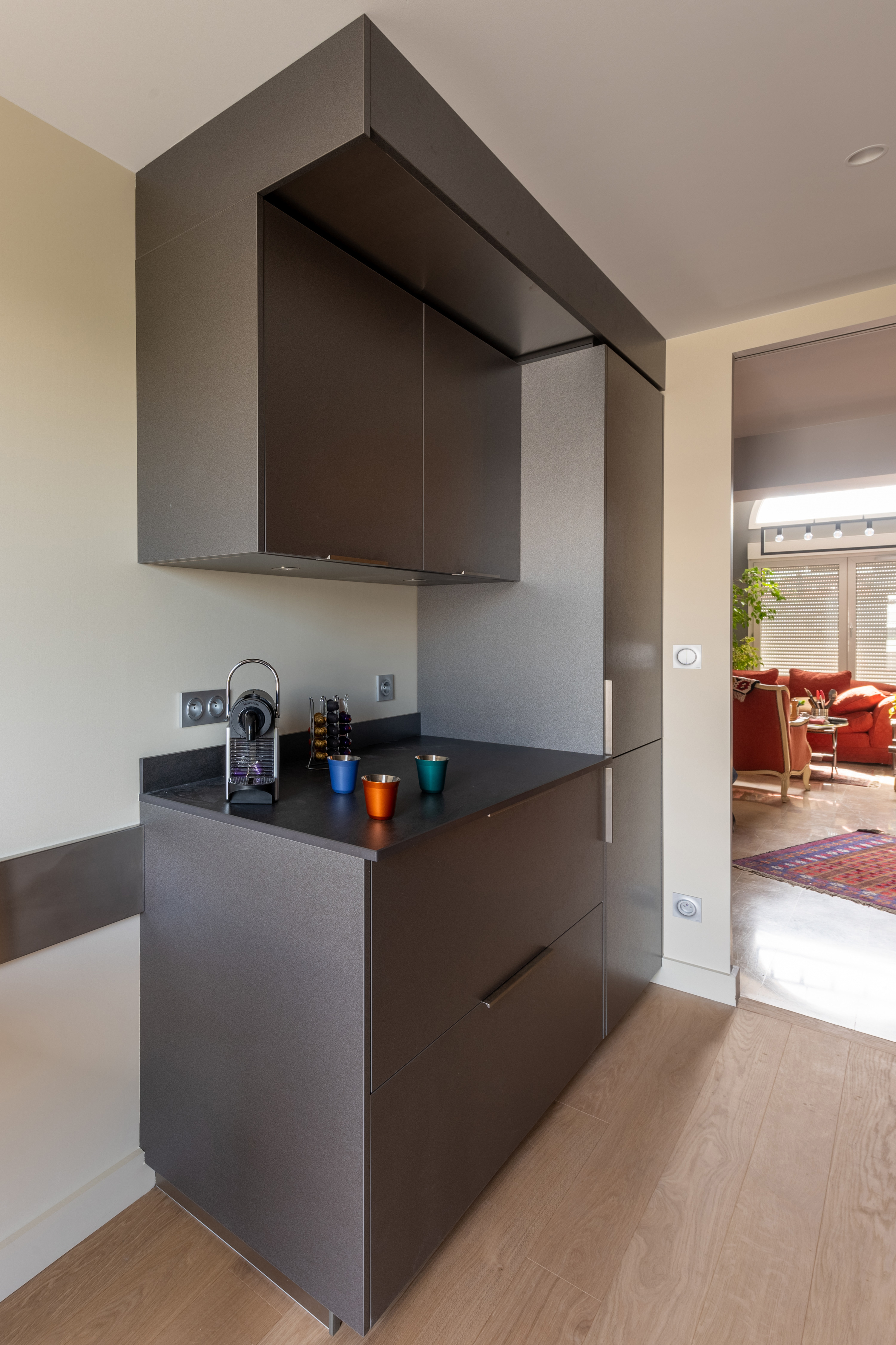 V%20d%C3%A9tail%20meuble%20caf%C3%A9