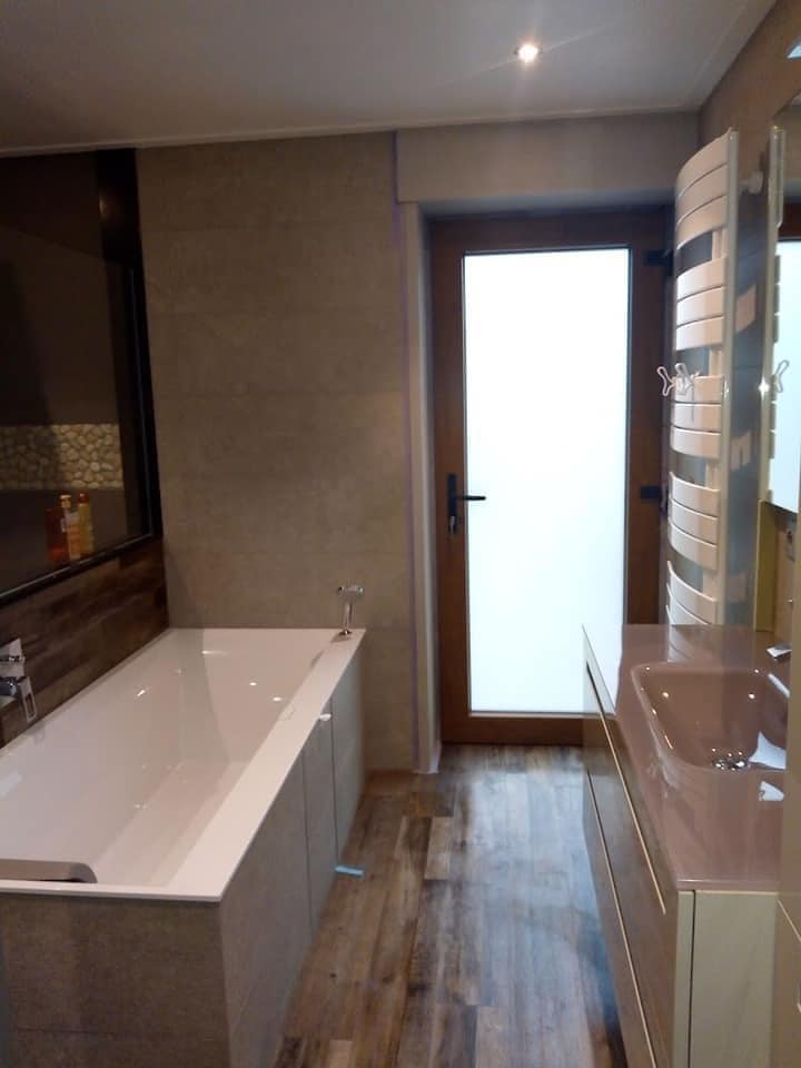 237023882_2051622328310426_6425616281957340282_n