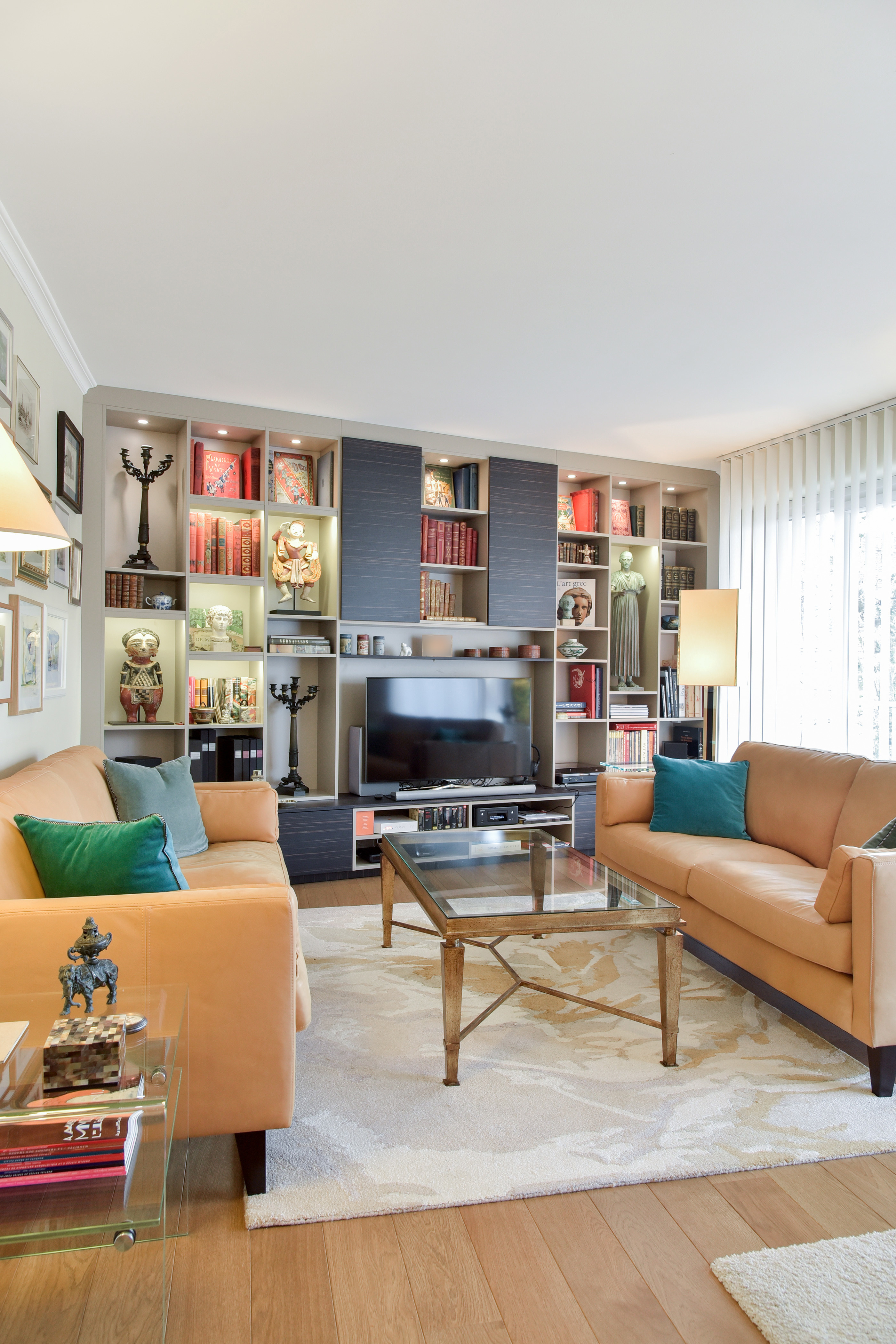 agencement-sur-mesure-meuble-tv-bibliotheque-bois-perene-auxerre-1