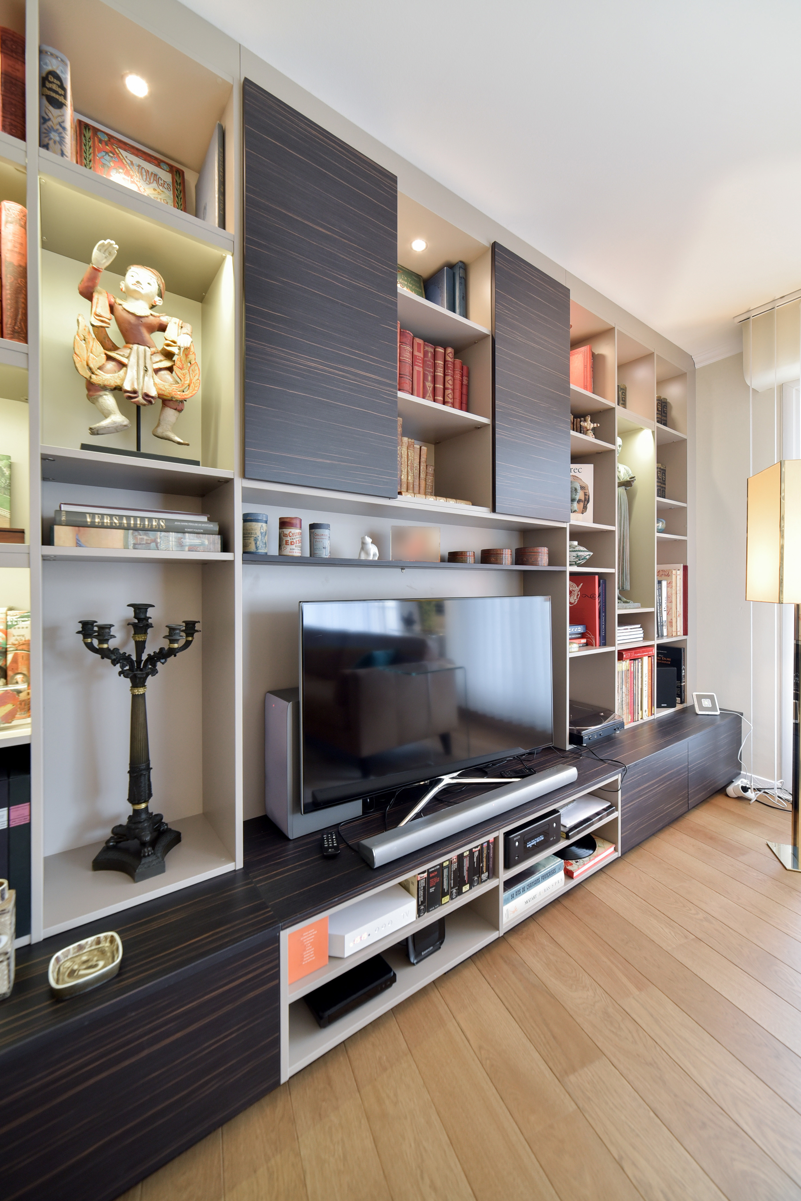 agencement-sur-mesure-meuble-tv-bibliotheque-bois-perene-auxerre-5