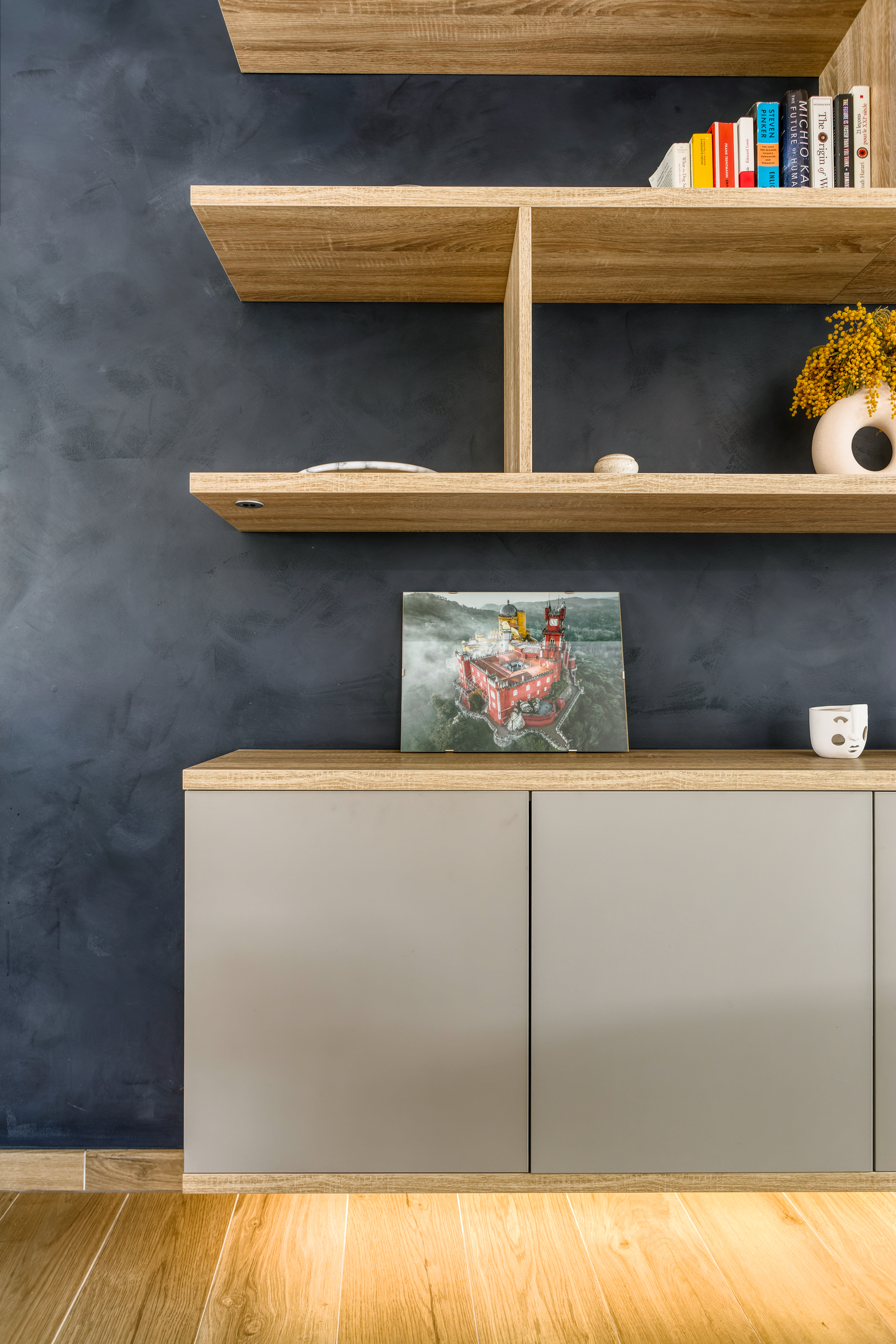 agencement-interieur-perene-boulogne-billancourt-biblioth%C3%A8que-%20bois-gris-table-sejour-sallon%20%283%29