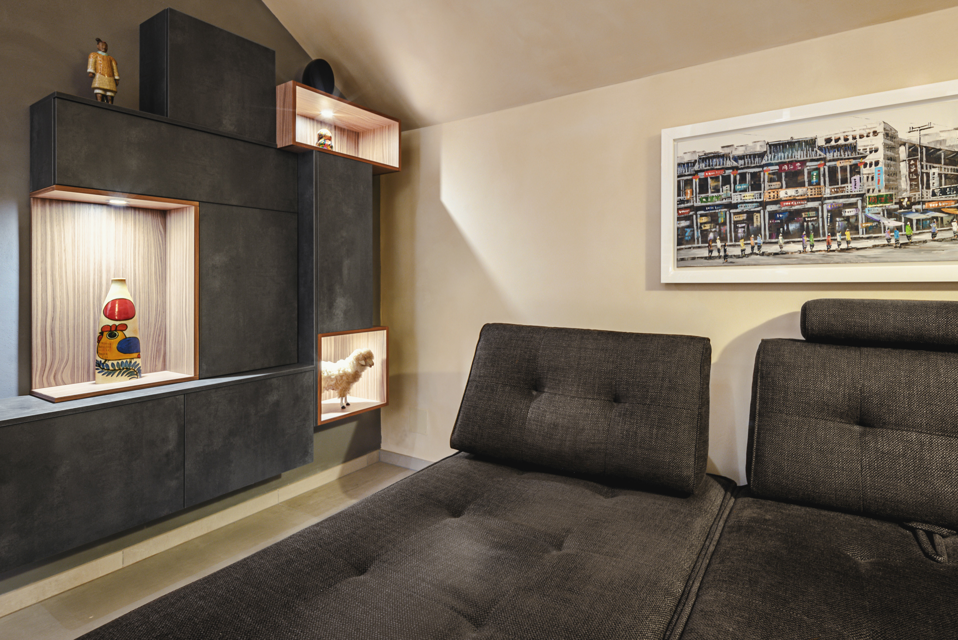 Niche%20d%C3%A9co%20noyer%20et%20b%C3%A9ton%20anthracite