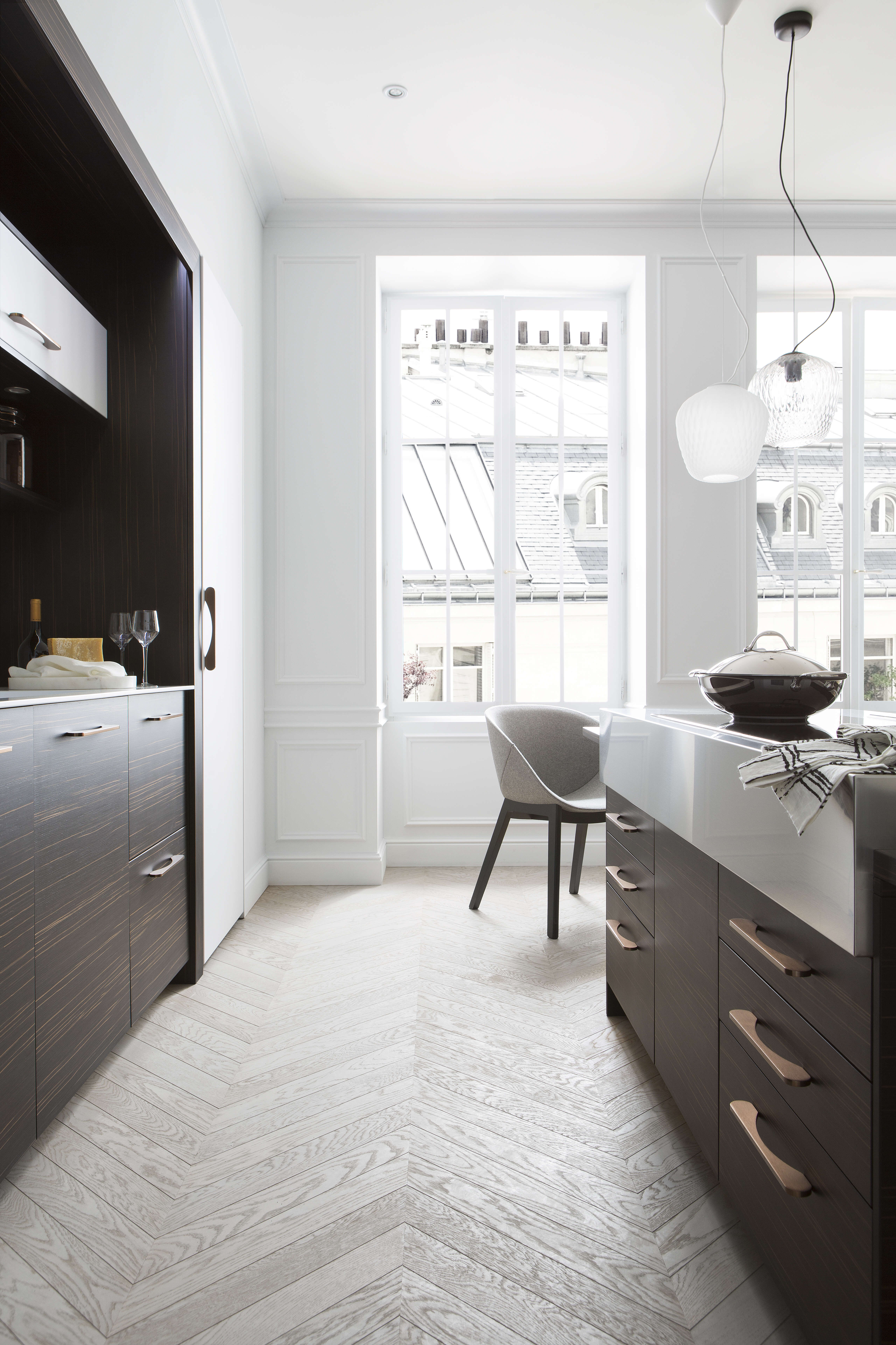 cuisine-ilot-appartement-haussmannien-perene