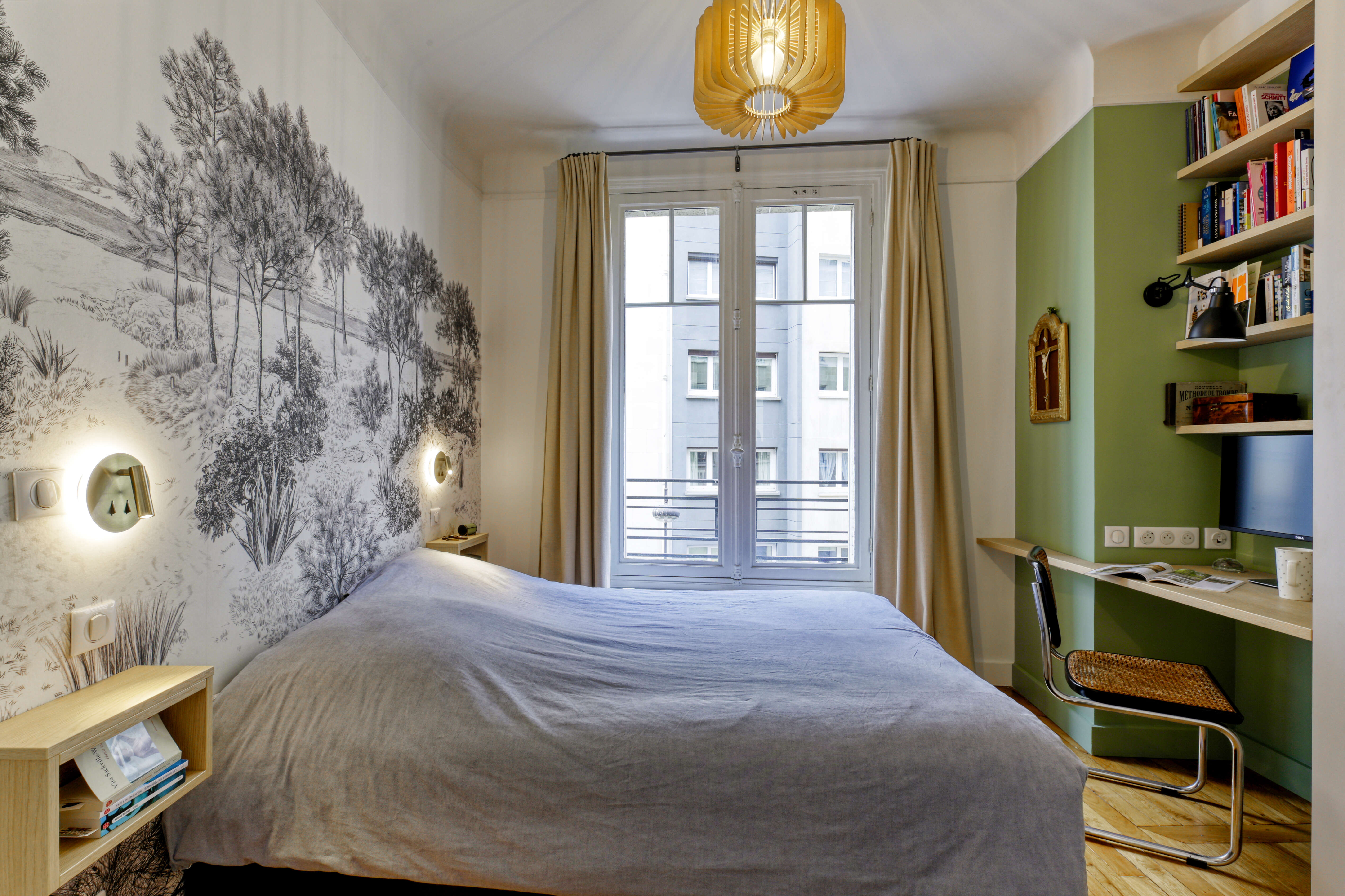 Perene-chambre avec bureau incrusté contemporain