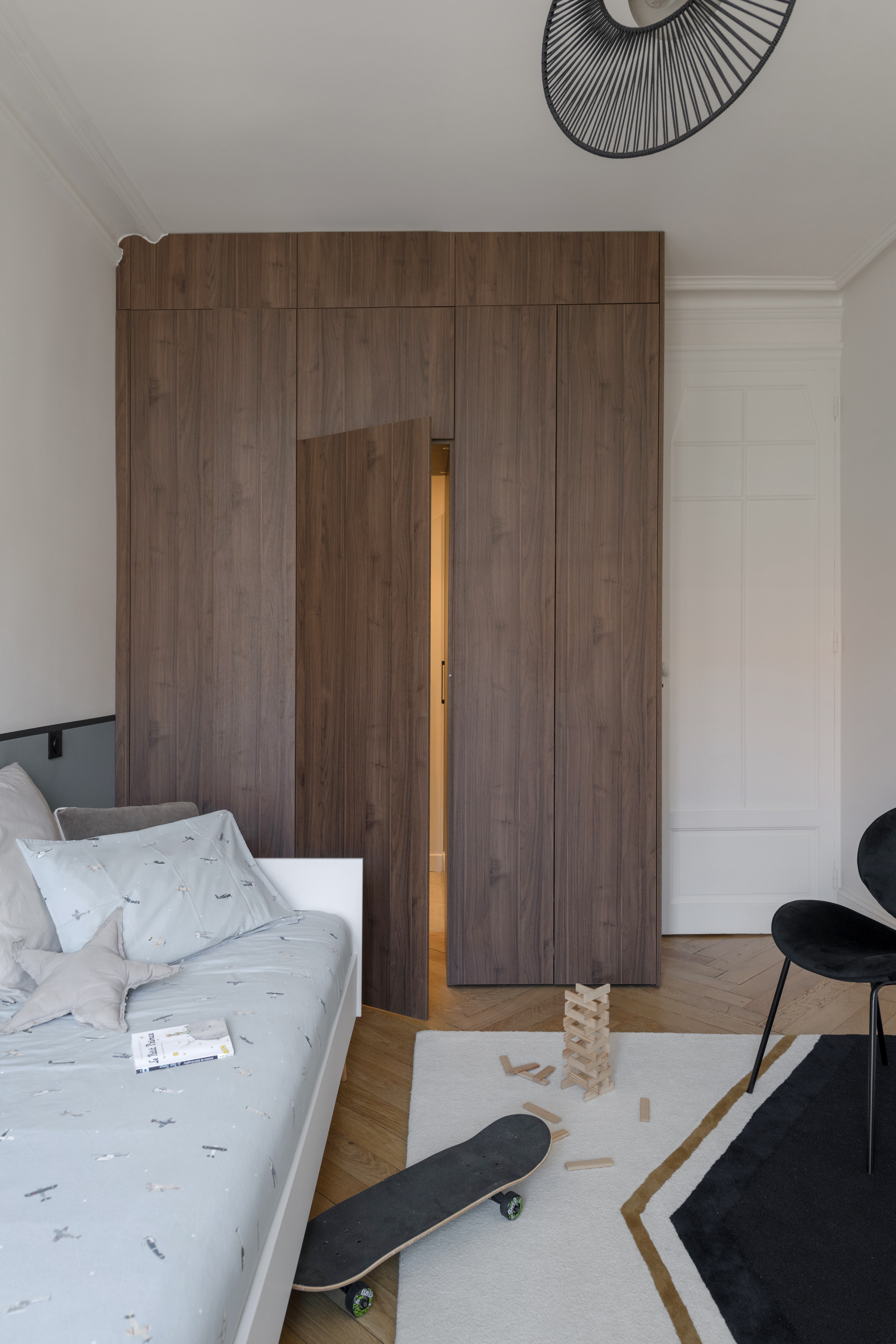 Chambre-enfant-et-salle-de-bain-perene-toulouse