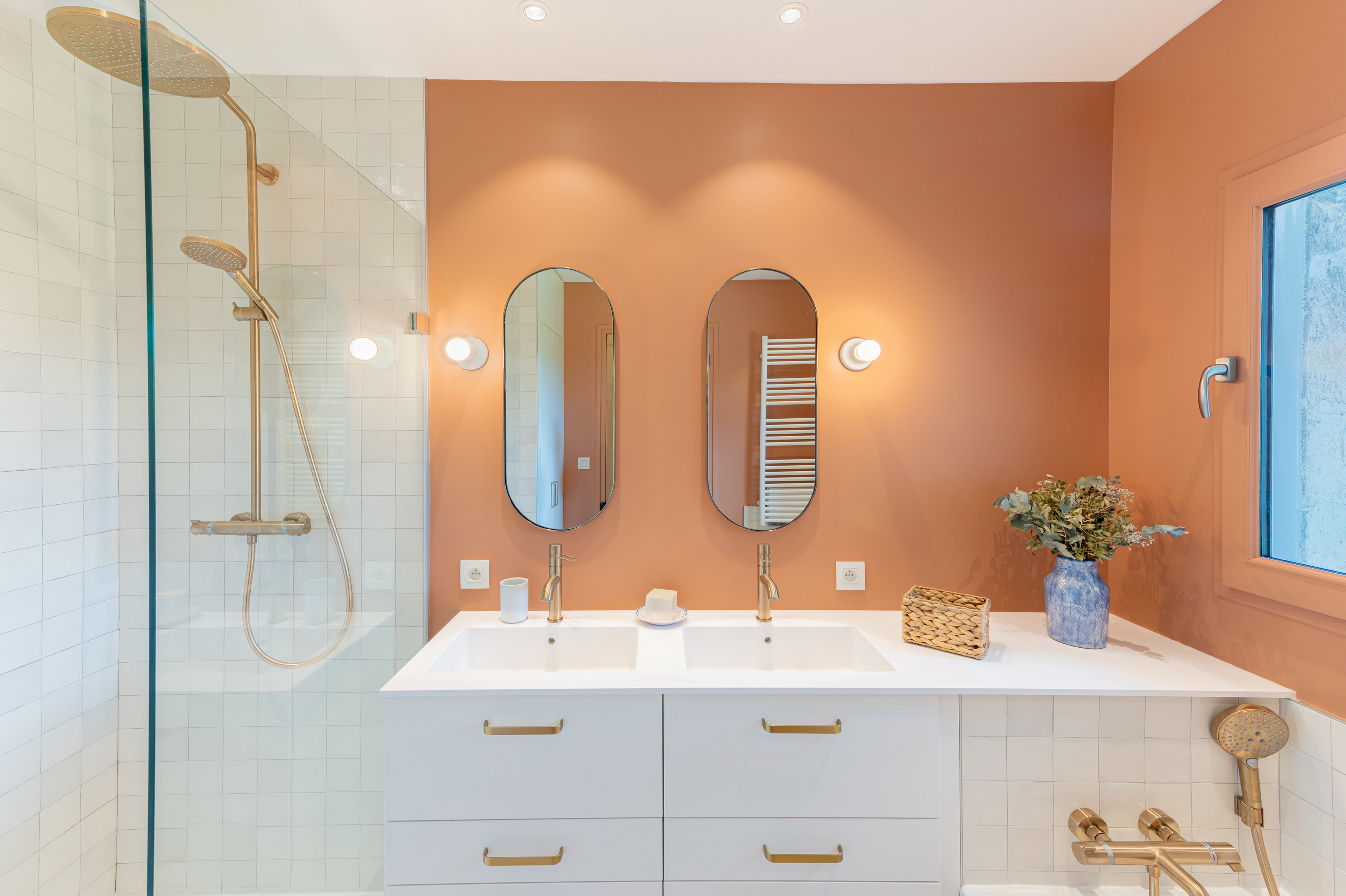 Salle-de-bain-moderne-perene-nevers