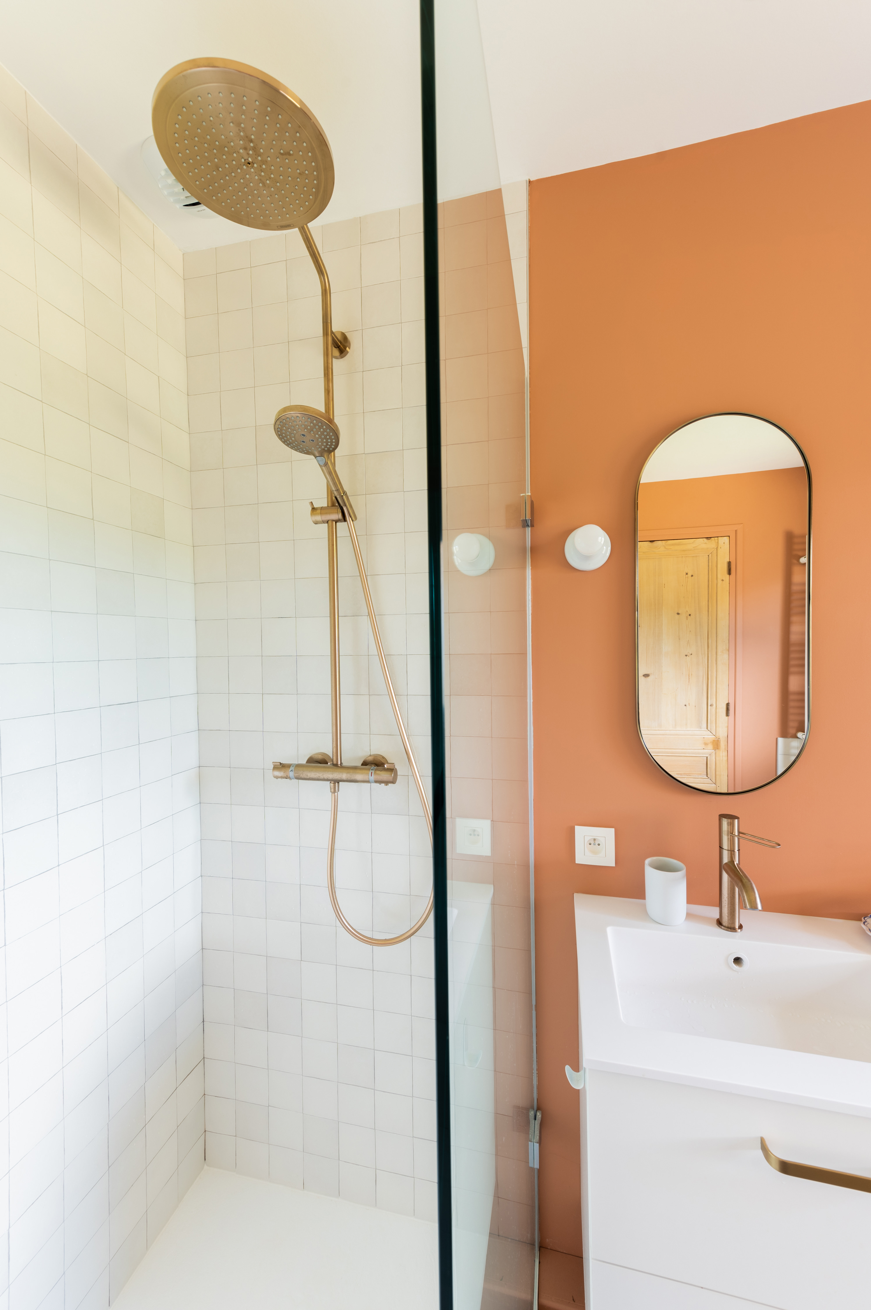 Salle-de-bain-vue-douche-realisation-perene-nevers