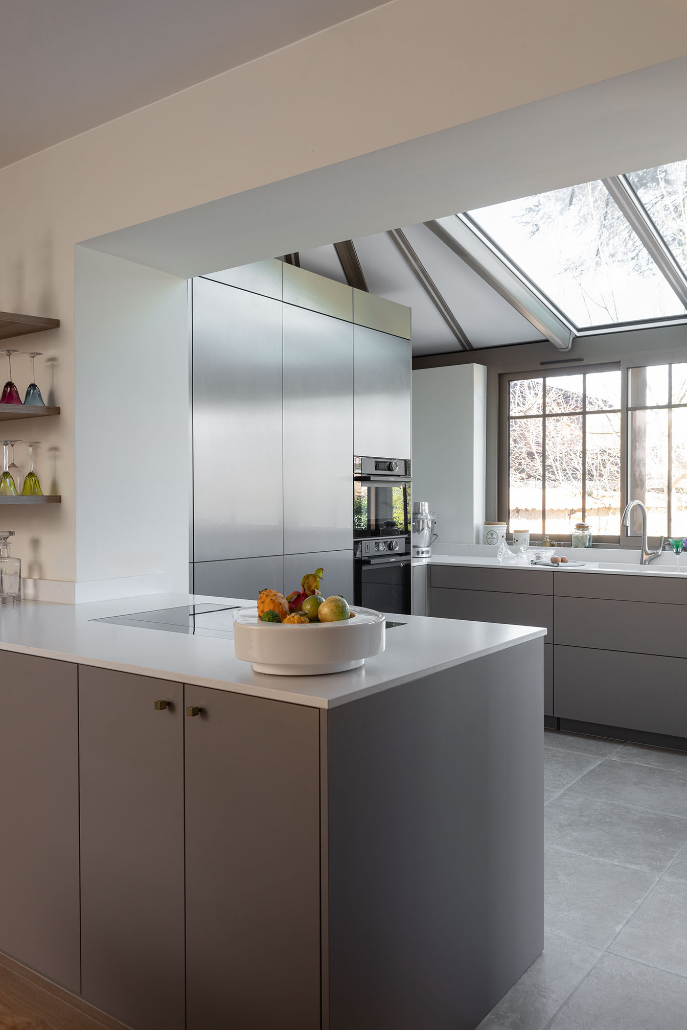 cuisine-perene-tassin-lumineuse-fonctionelle