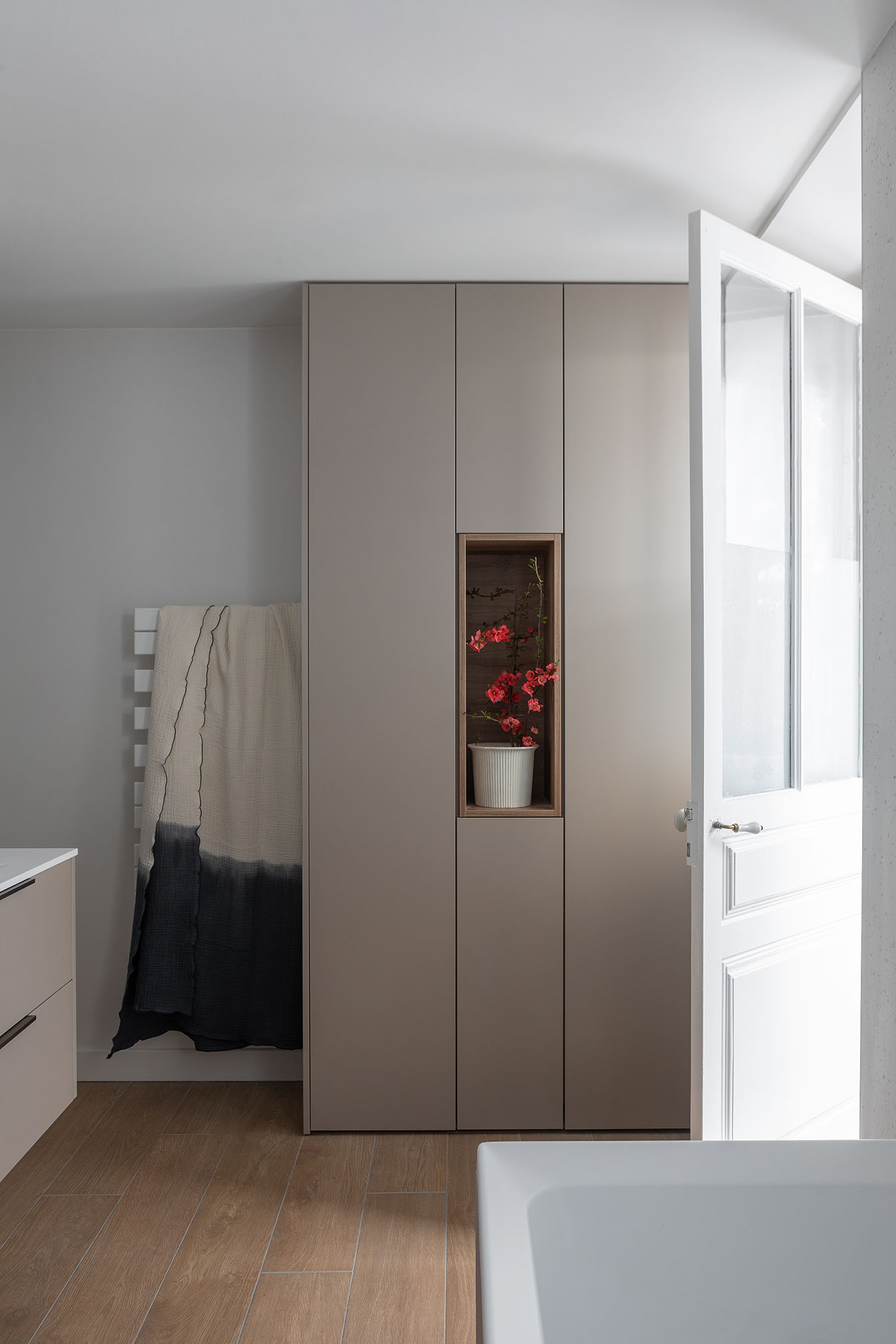 salle-de-bain-rangement-sur-mesure-Perene