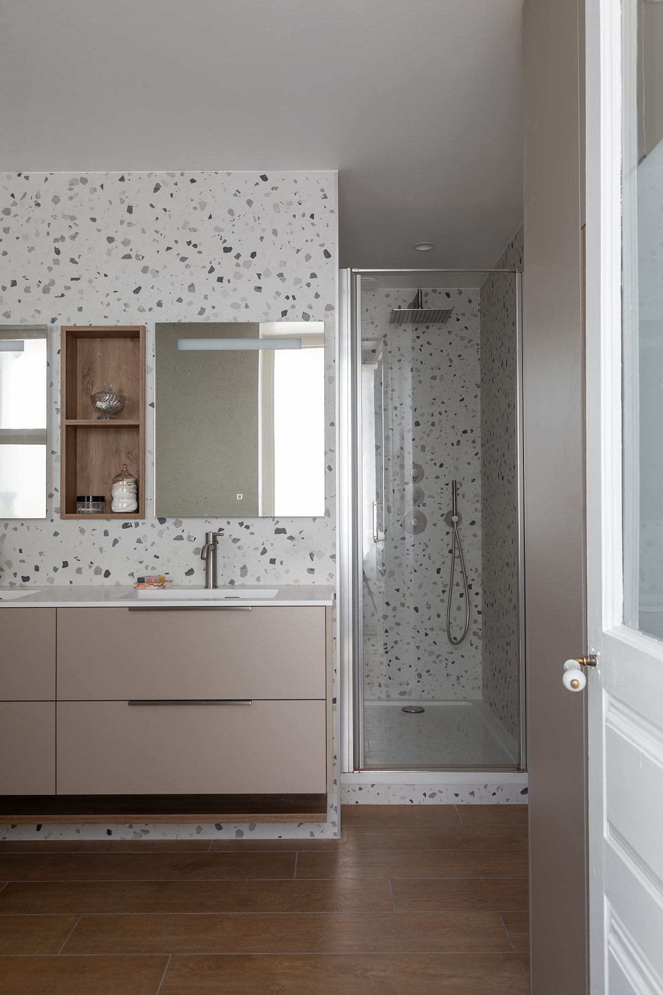 salle-de-bain-terrazzo-Perene