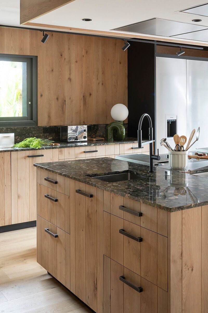 Cuisine-verte-bois-restaurant-ouverte-Perene-Paris7