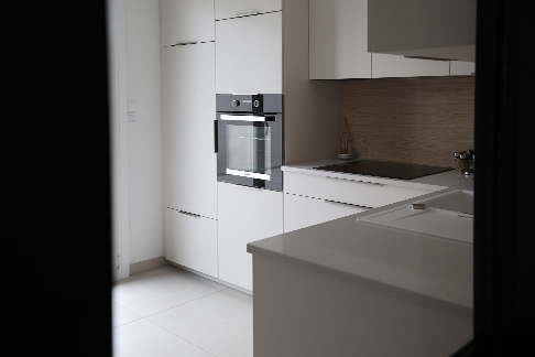 Cuisine-sur-mesure-beige-et-bois-perenebelfort (6)