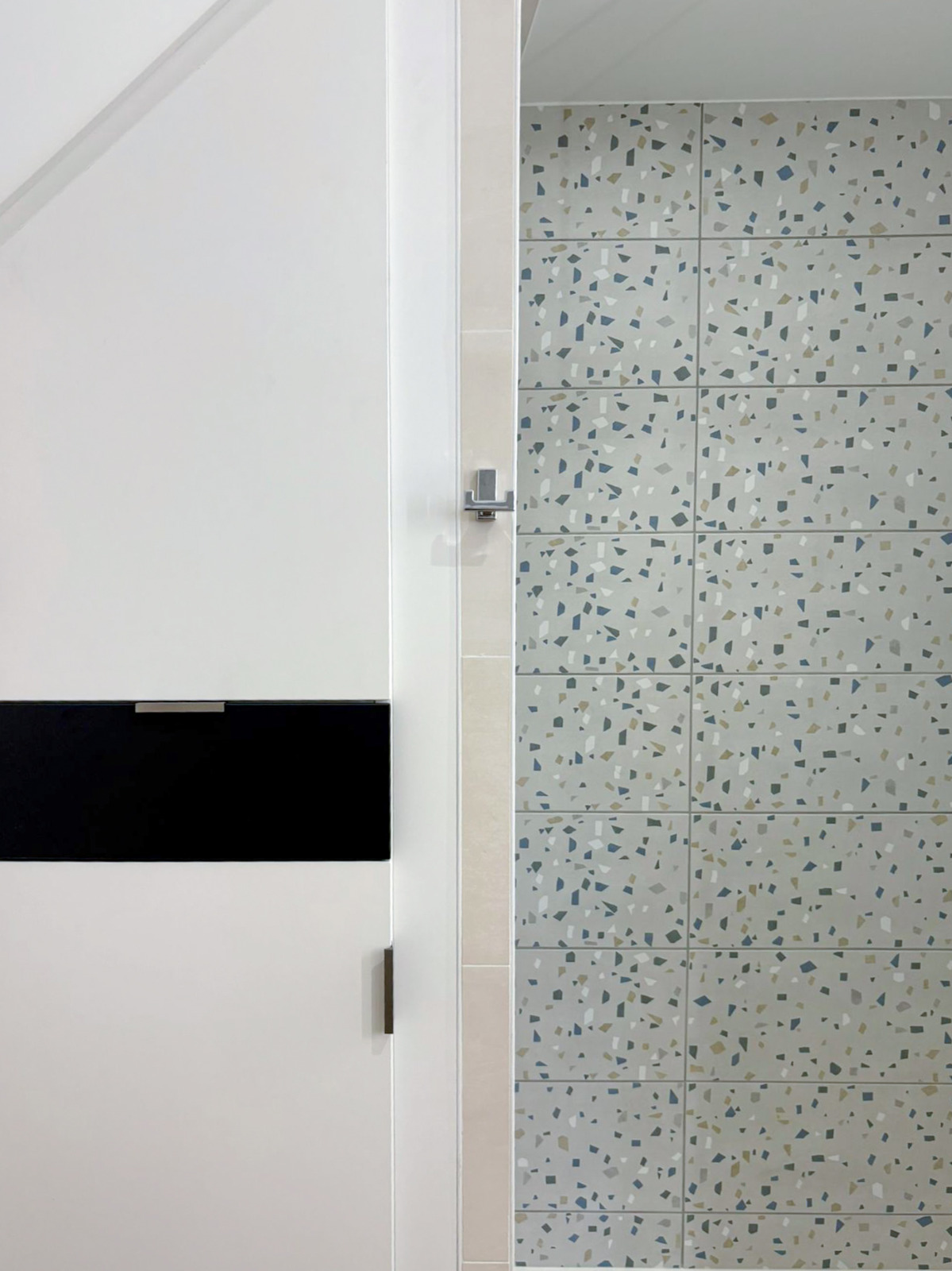 WhatsApp Image 2025-07-17 at 22.34.08 (2)