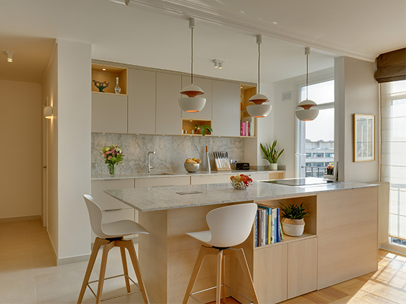 Cuisine-fonctionnelle-et-spacieuse-perene-hyeres-optimisee