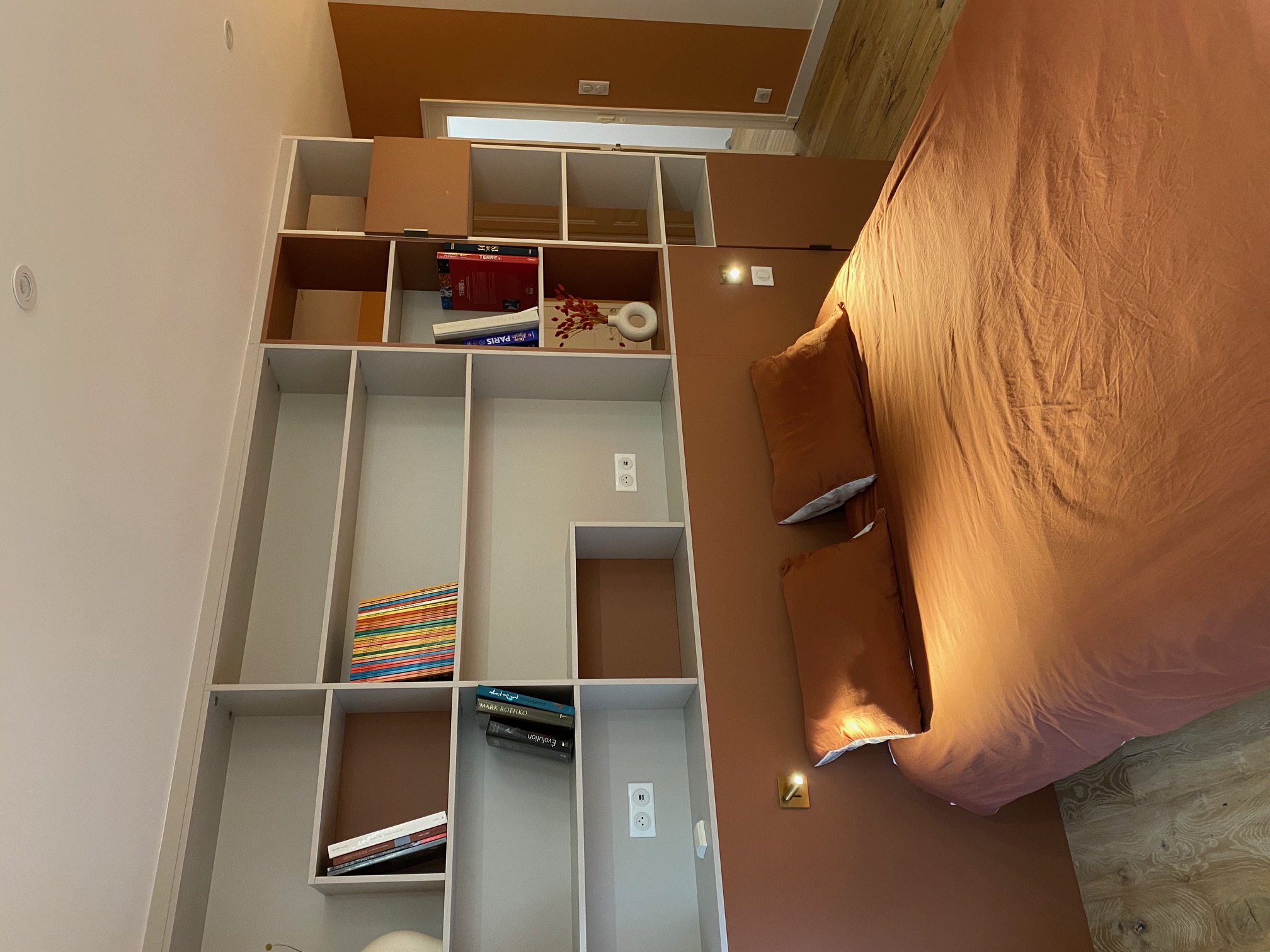 Niches destructurées décoratives